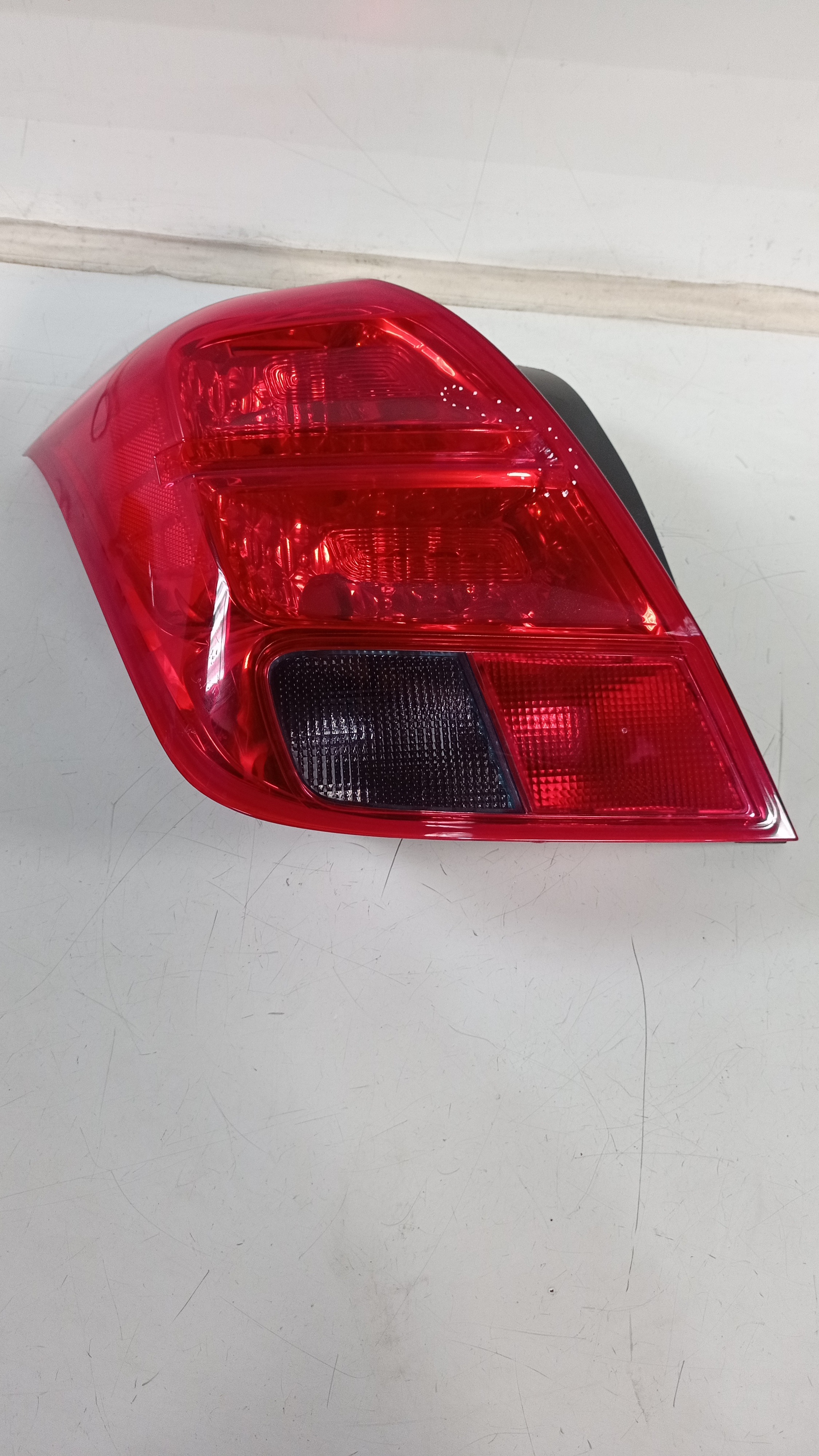 95207517 Lanterna Esquerda Gm Tracker 2015 Recuperada 2