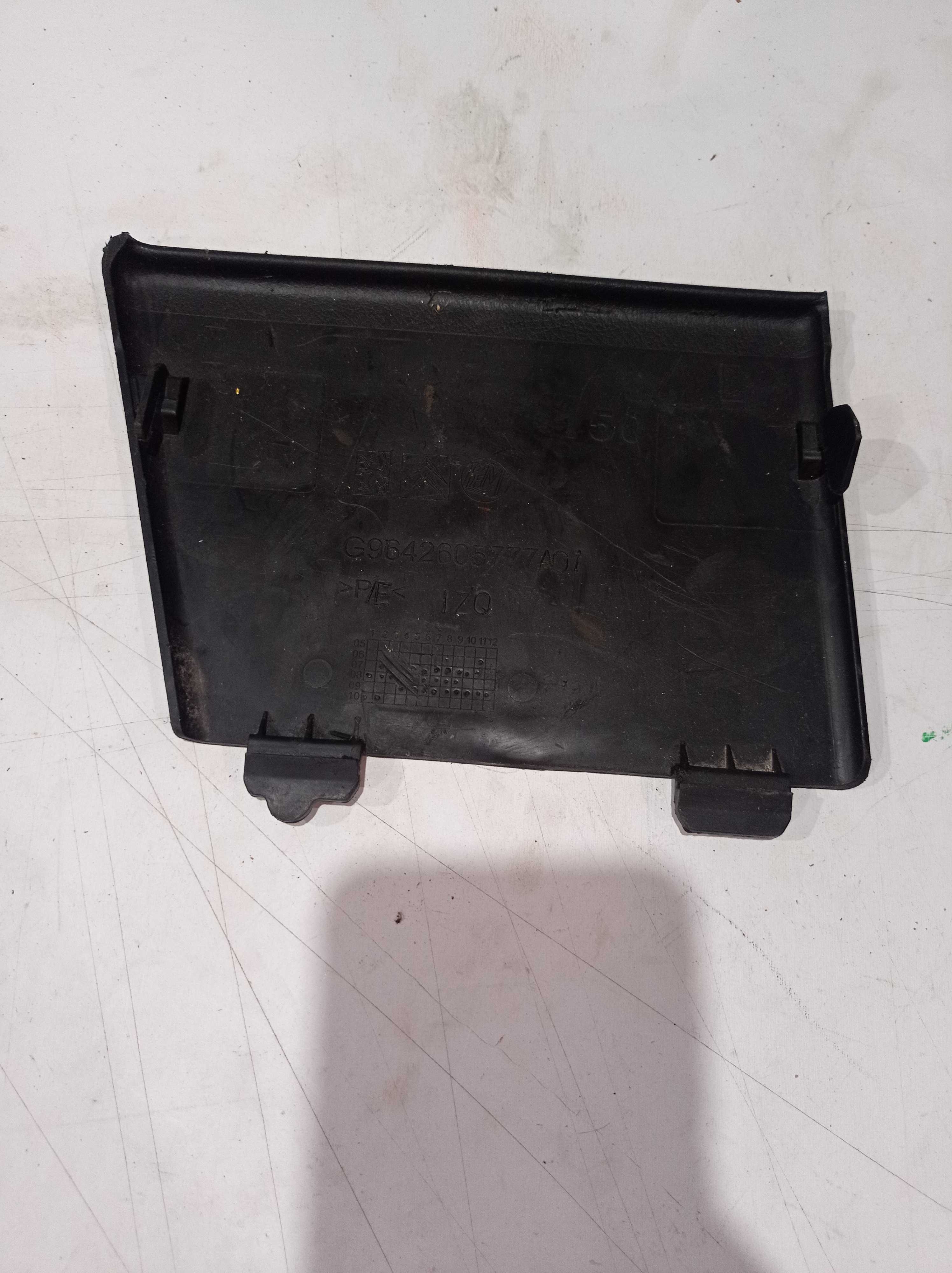 ACABAMENTO DO PORTA MALAS PEUGEOT 307 CITROEN C4 2