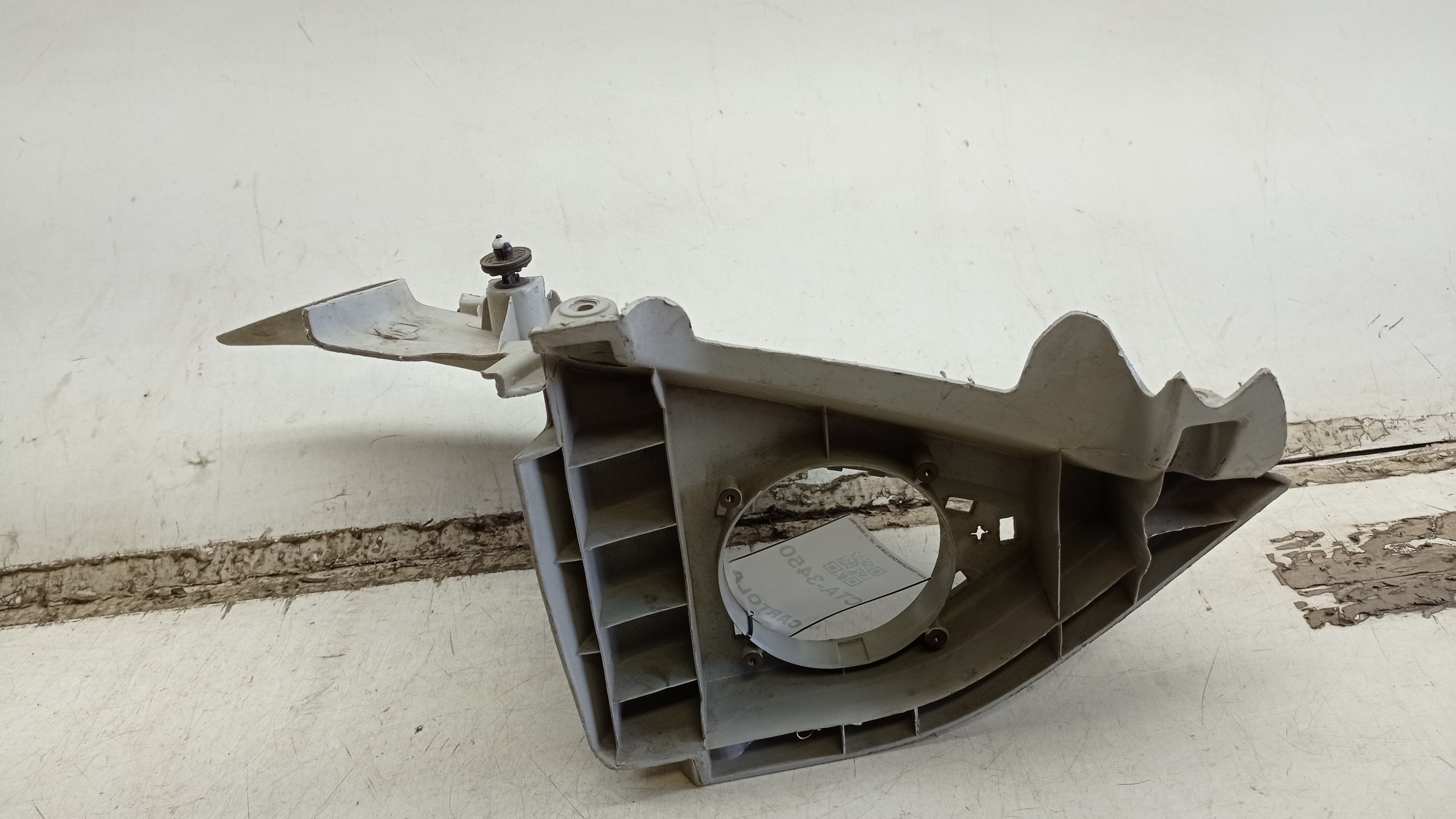 5u686728  Suporte Tampão Bagagito Direito Gol G5 G6 3