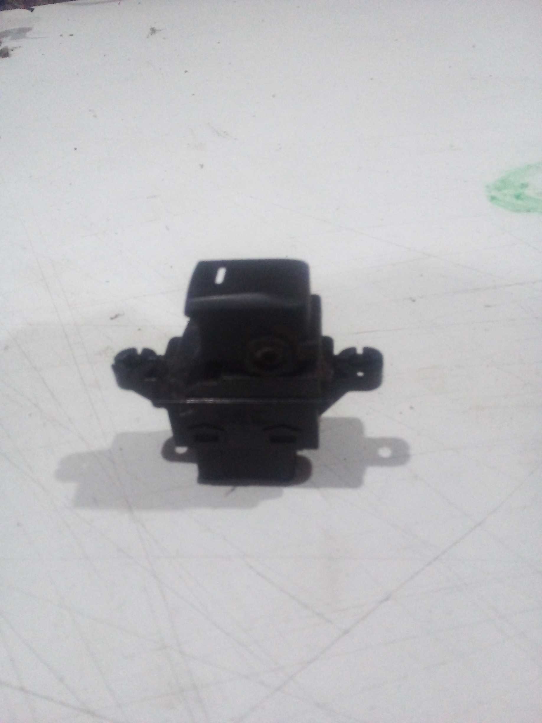 BOTÃO VIDRO ELÉTRICO PORTA DIANTEIRA DIREITA KIA PICANTO 201 2