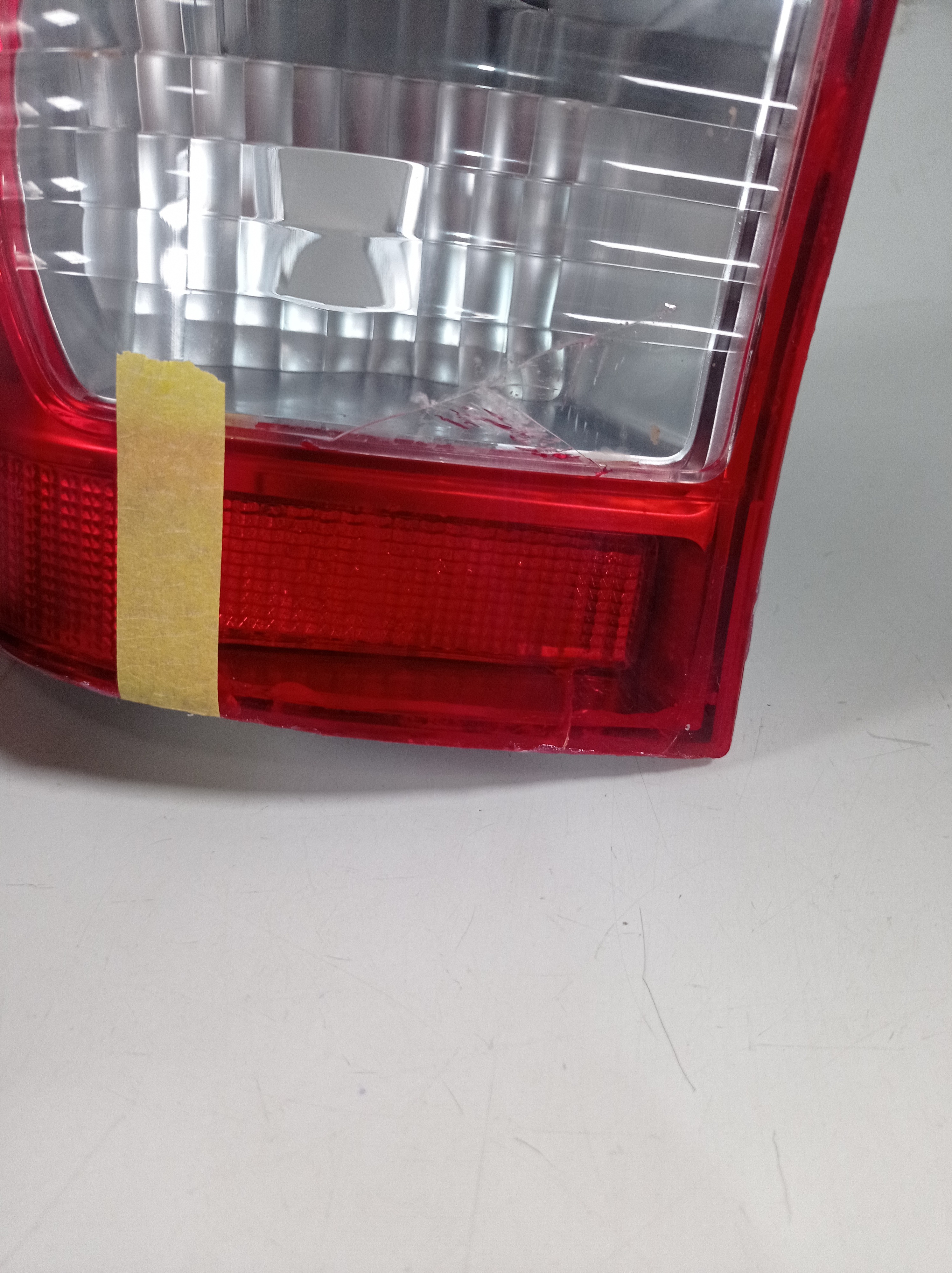 LANTERNA Traseira ESQUERDA TOYOTA HILUX RECUPERADA 5
