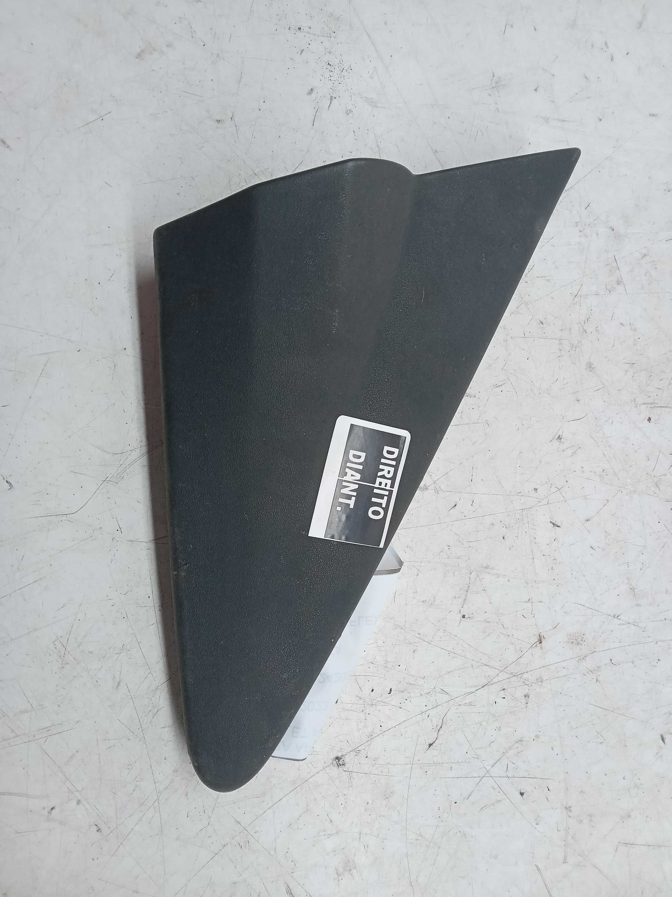 MOLDURA APLIQUE DO PARALAMA DIREITO CHEVROLET PRISMA 2018 2