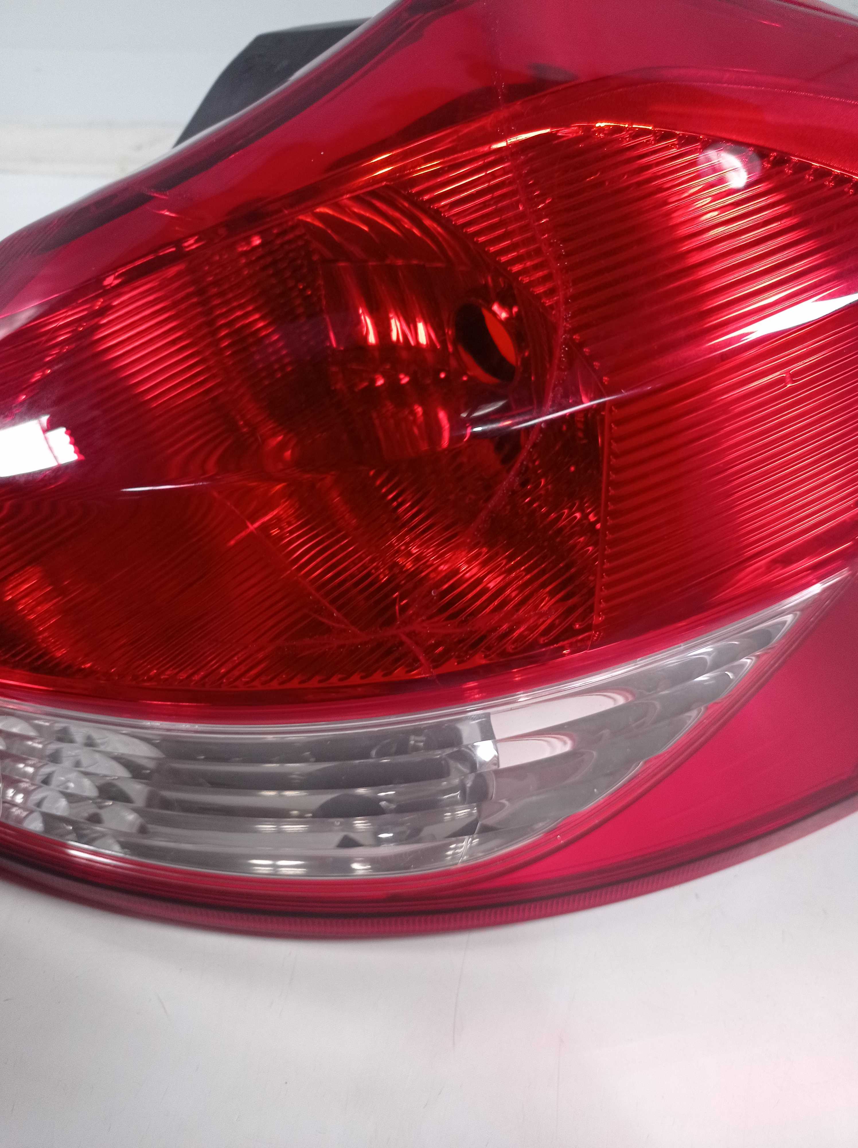 LANTERNA TRASEIRA DIREITA TOYOTA COROLLA CROSS RECUPERADA 4
