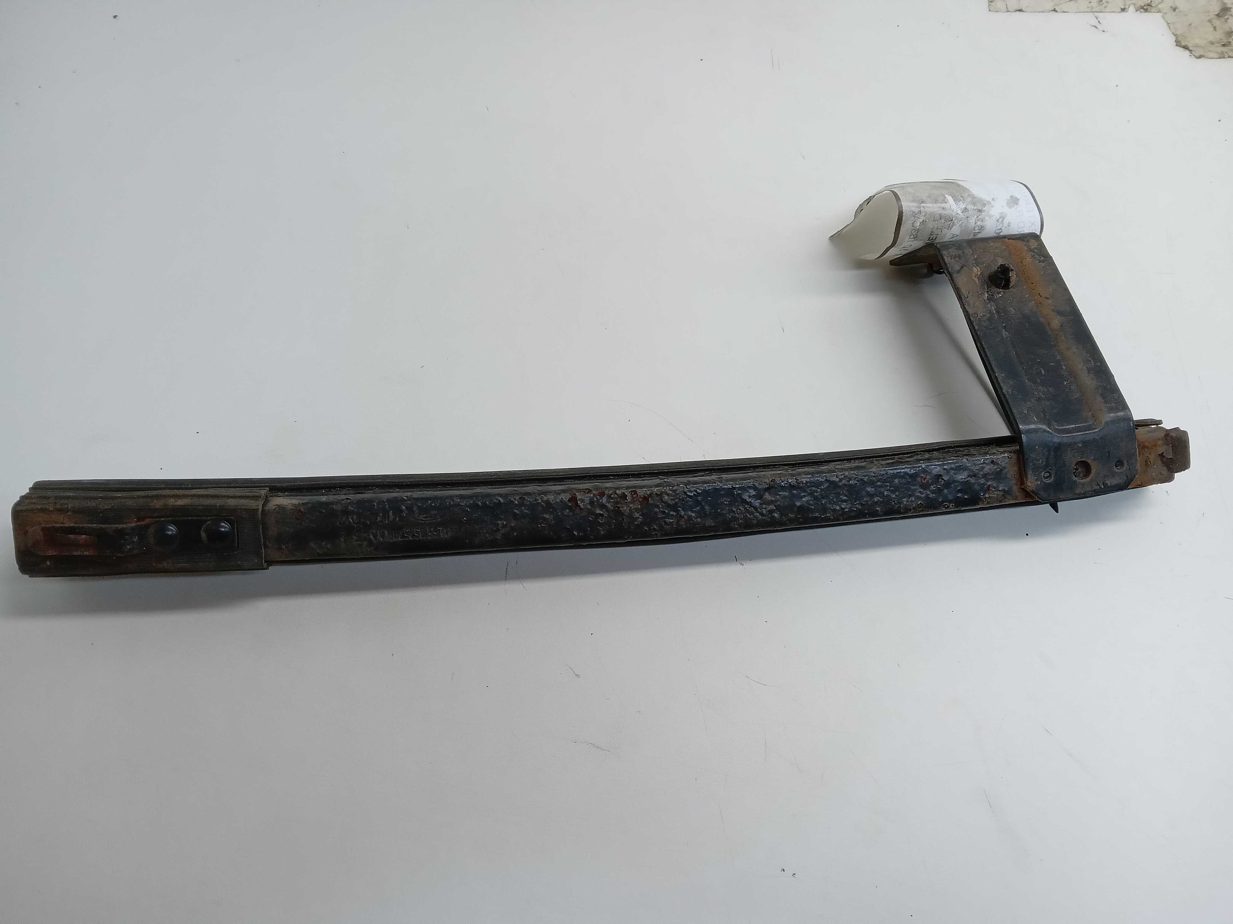 GUIA CANALETA PORTA TRASEIRA DIREITA FORD RANGER 2008 2