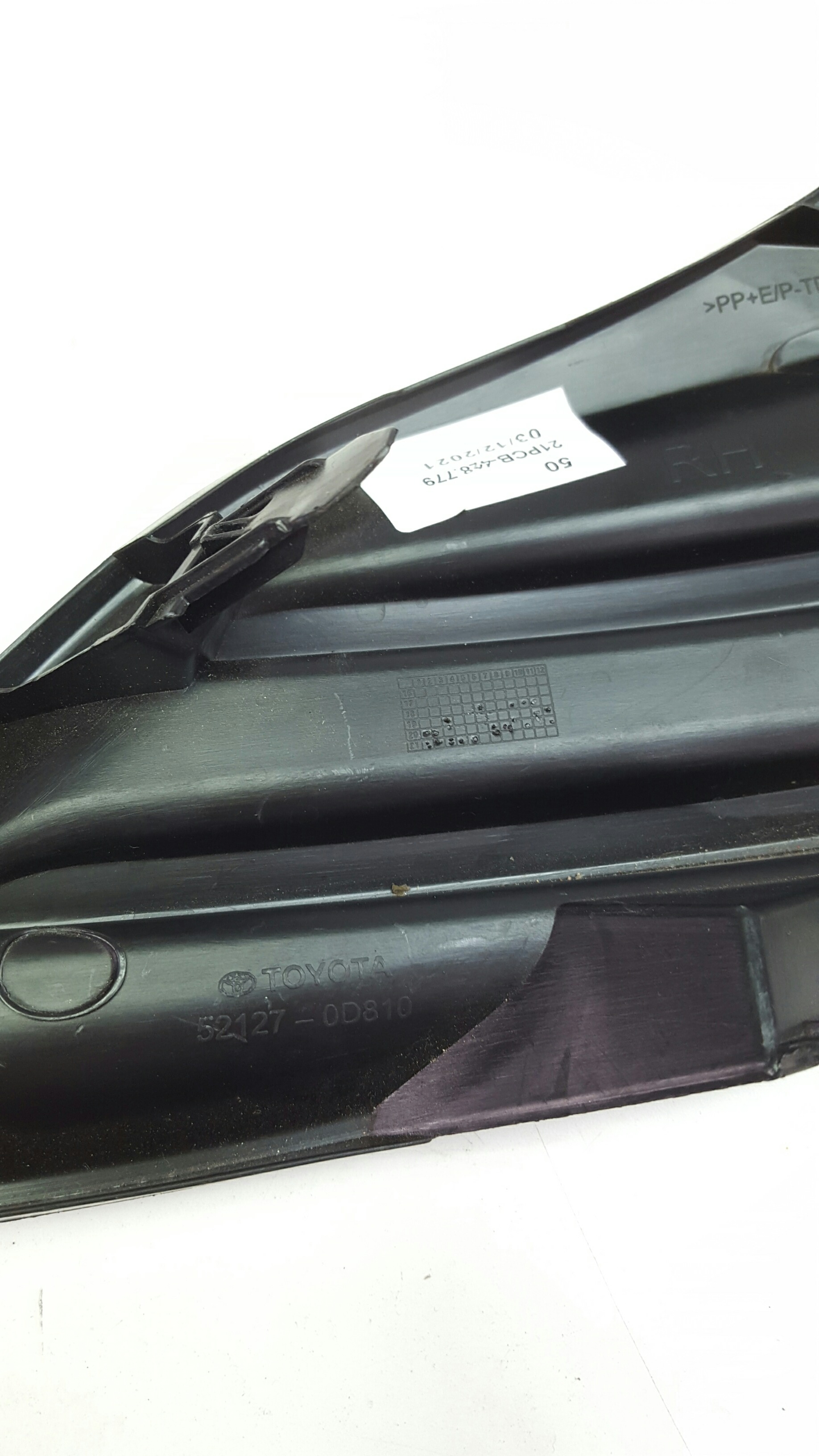 Moldura Farol Milha Direito Toyota Yaris Original 521270d81 4