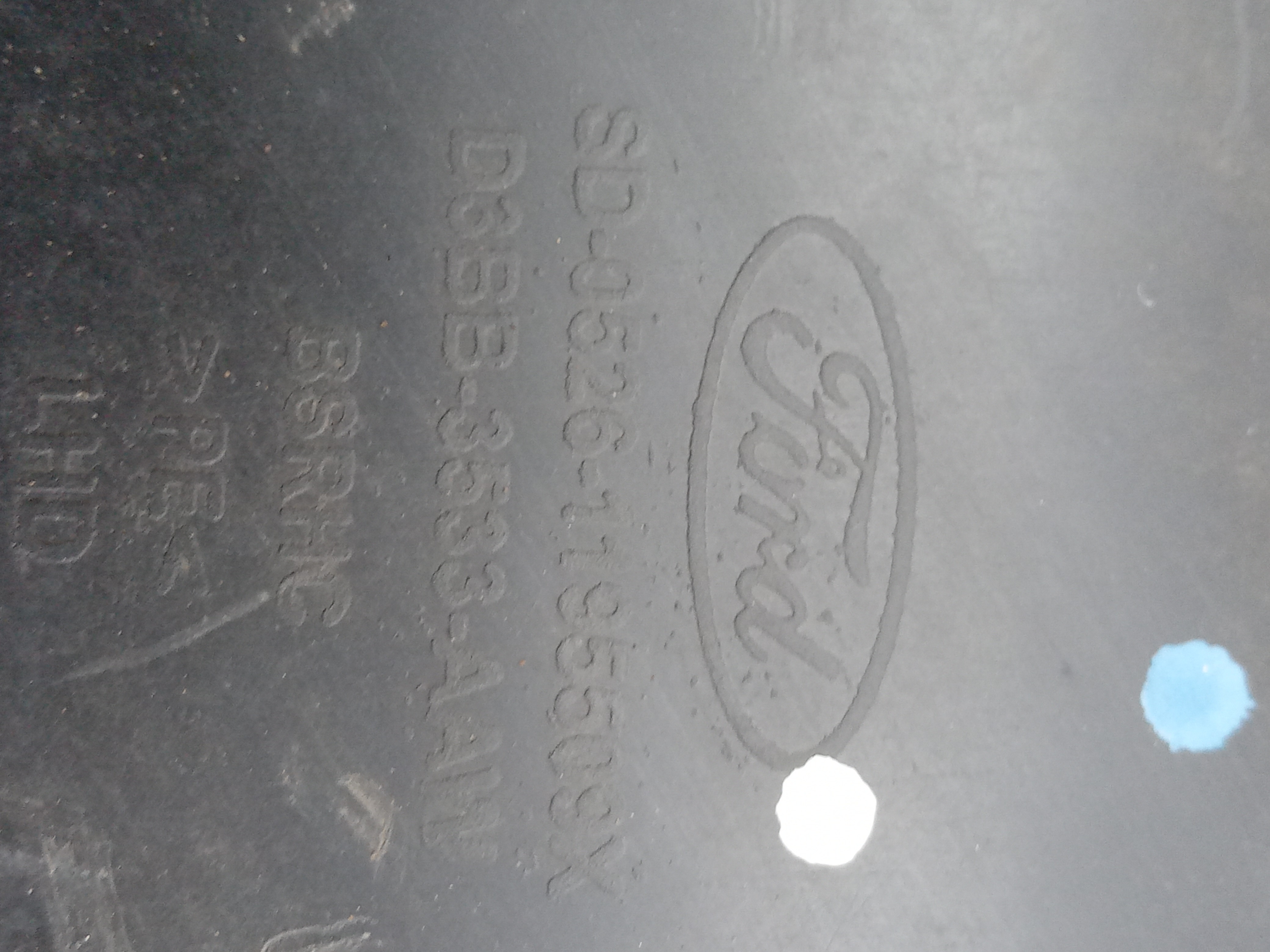 ACABAMENTO CHAVE SETA INFERIOR FORD FIESTA 2014 3
