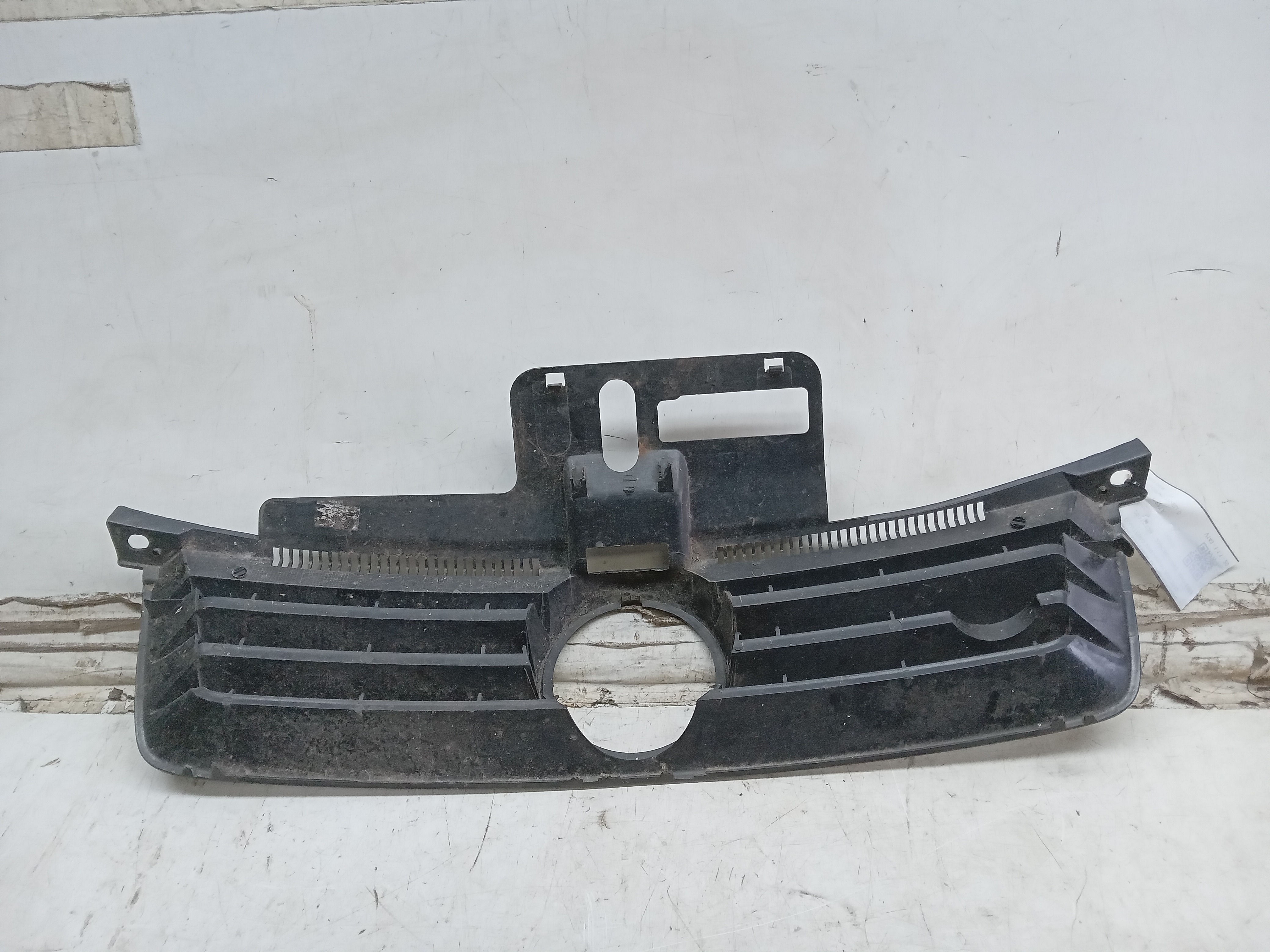 GRADE DIANTEIRA Volkswagen Polo 2002 2
