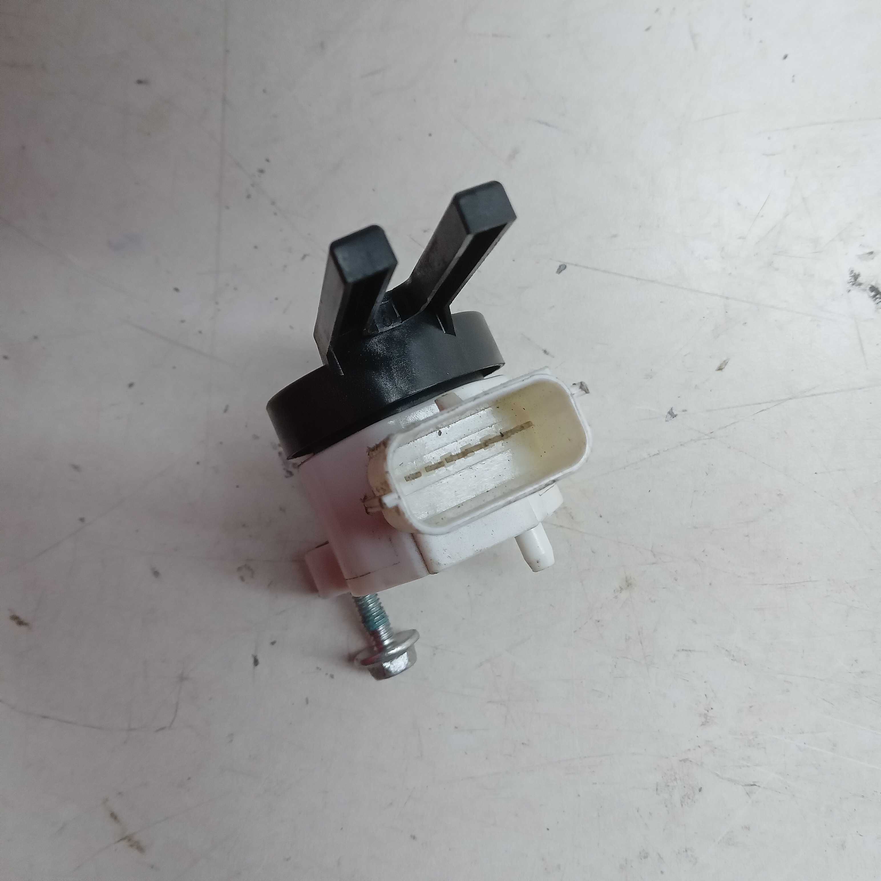 SENSOR PEDAL FREIO CHEVROLET PRISMA 2018 2