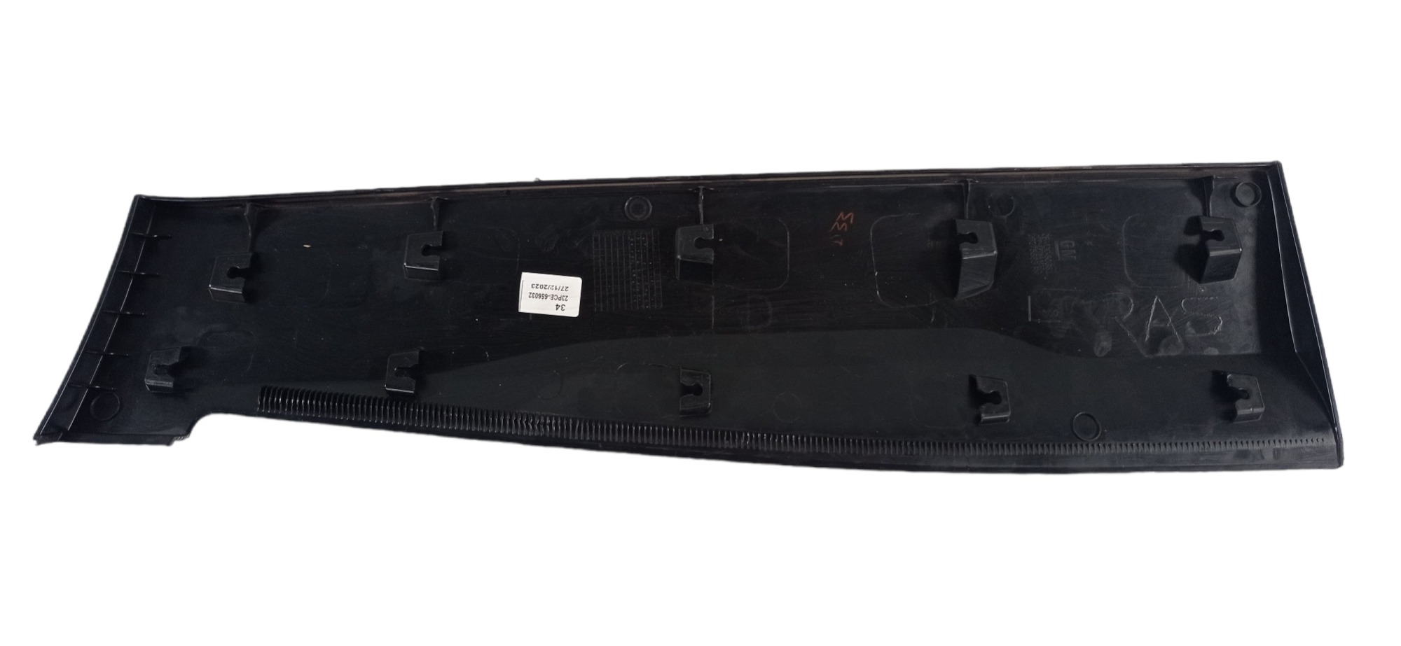 Moldura Friso Porta Traseira Direita Gm Tracker 2021 4