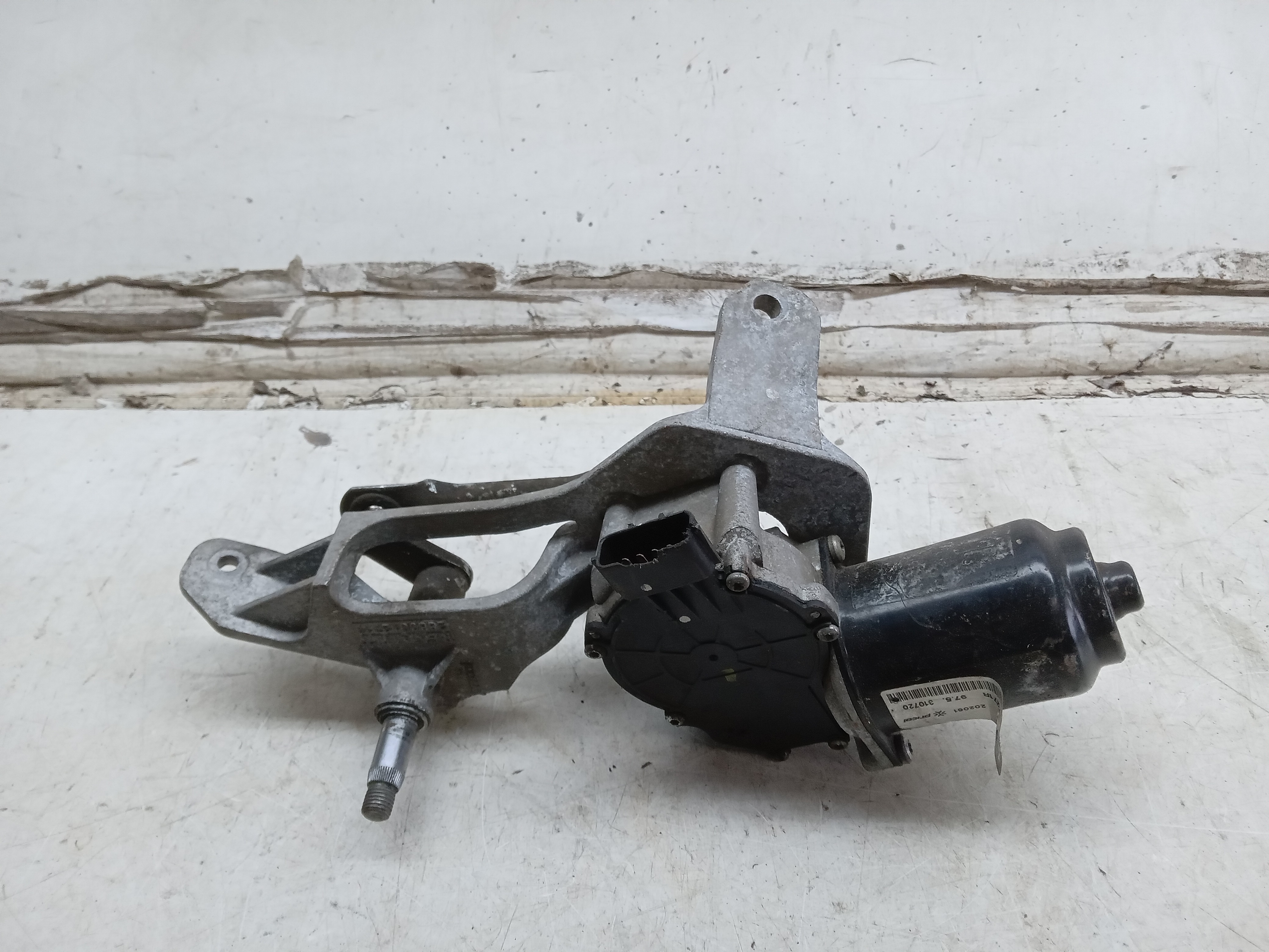 MOTOR GALHADA LIMPADOR PARABRISA RENAULT KWID 2020 4