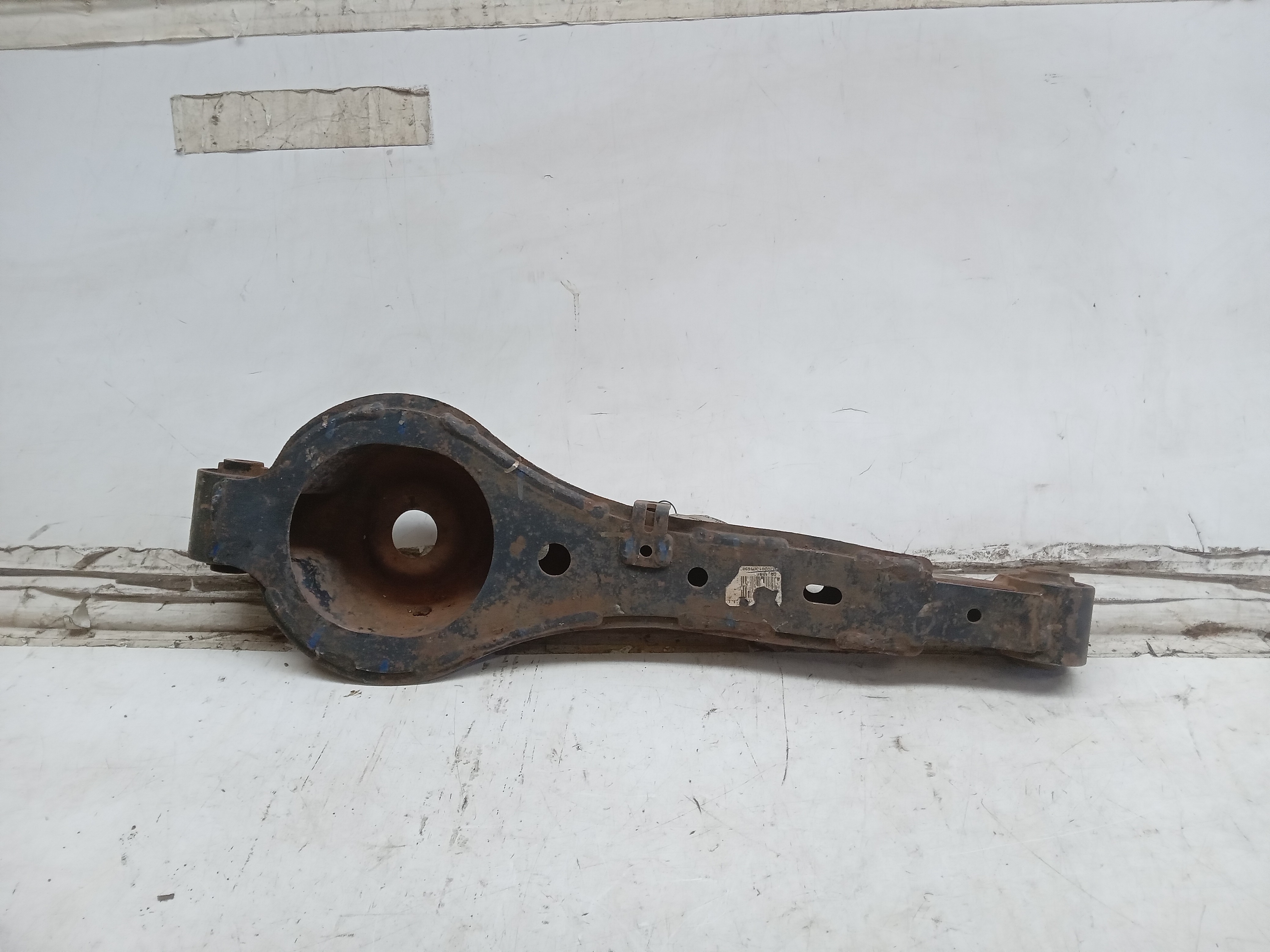 BANDEJA BALANÇA TRASEIRA LE TOYOTA HILUX SW4 2011 2
