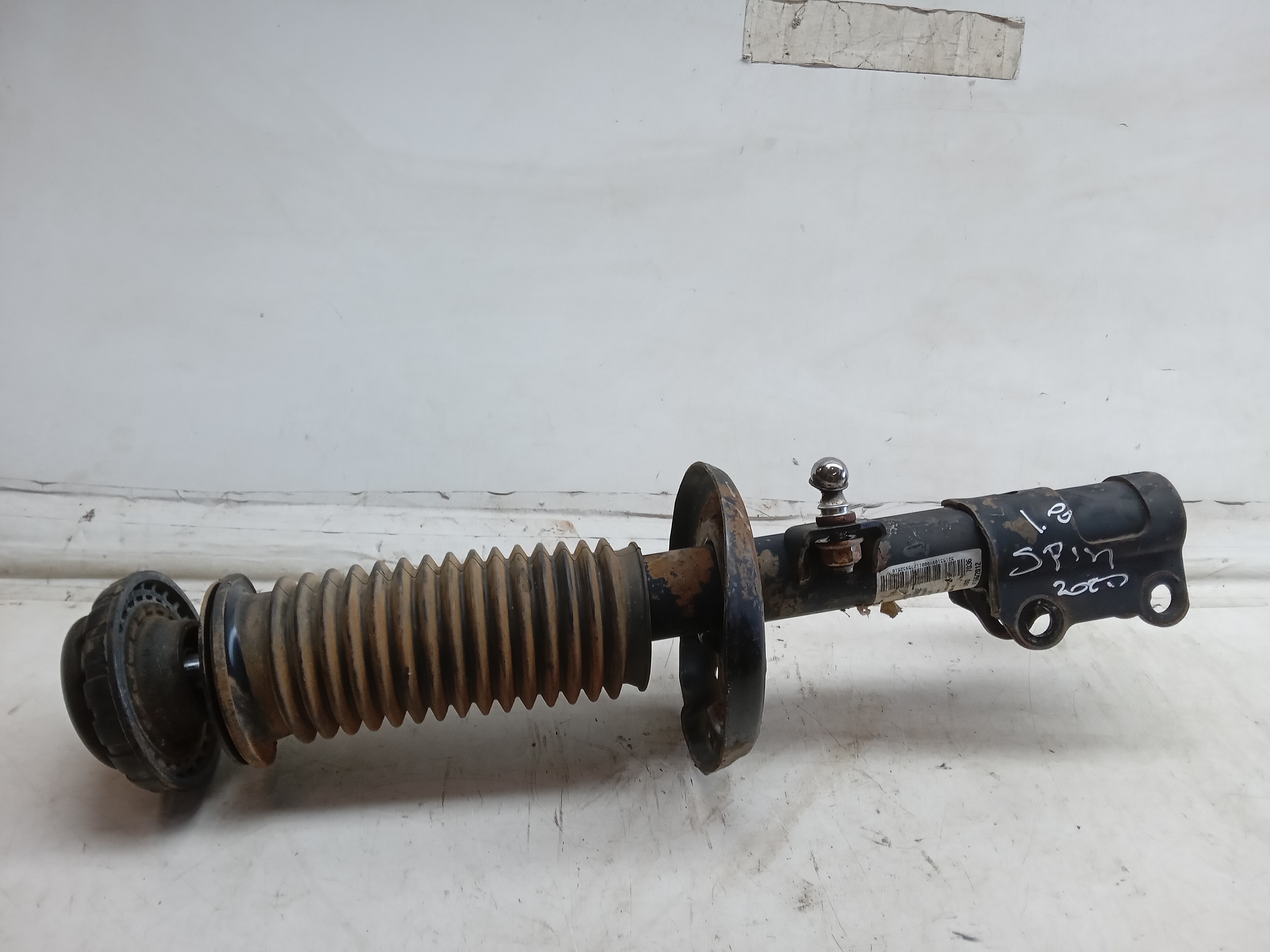 AMORTECEDOR DIANT LE GM SPIN 2020 2