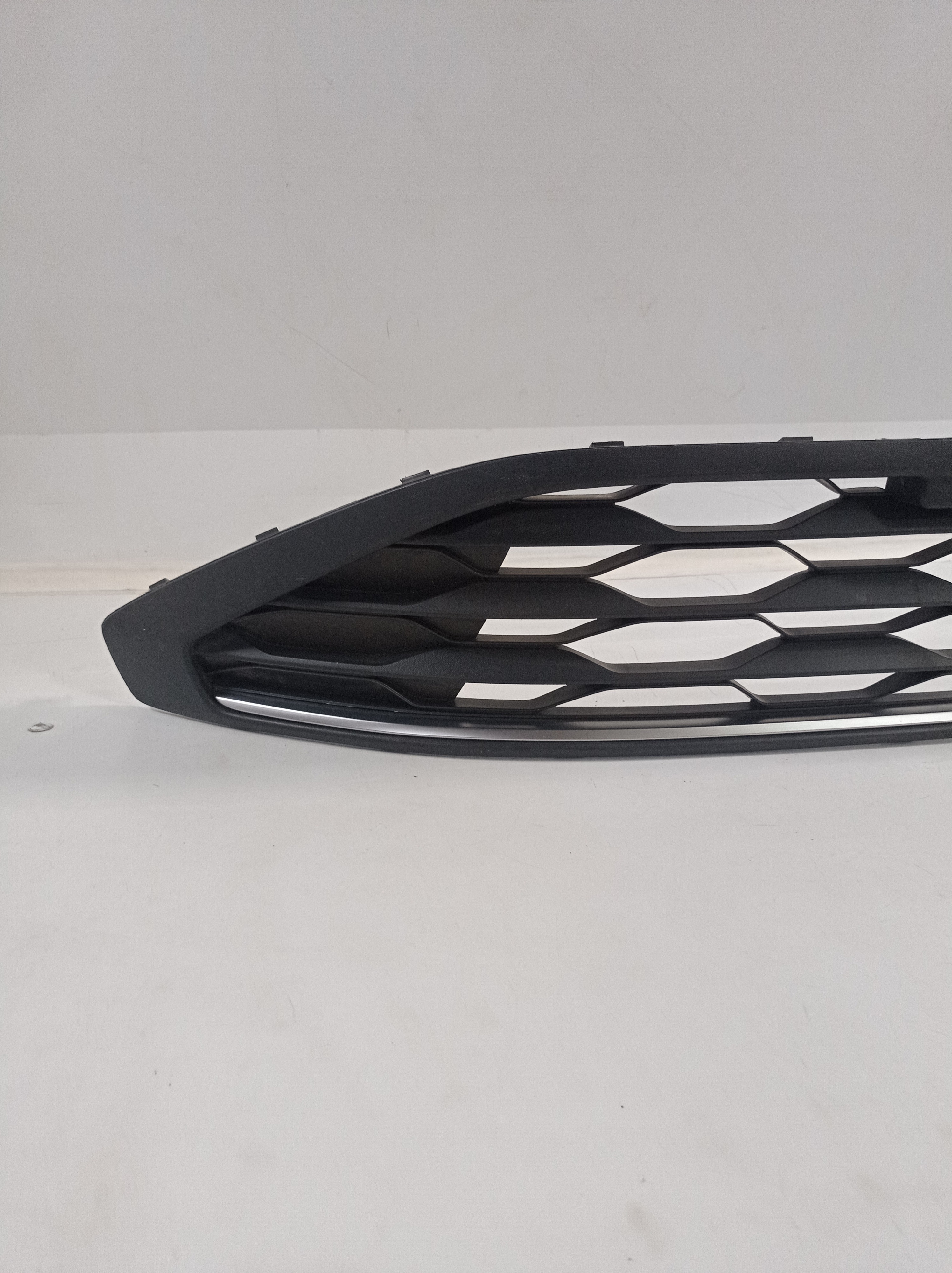 2g5853677a Grade Parachoque Dianteiro Vw Nivus 2020/2021 4