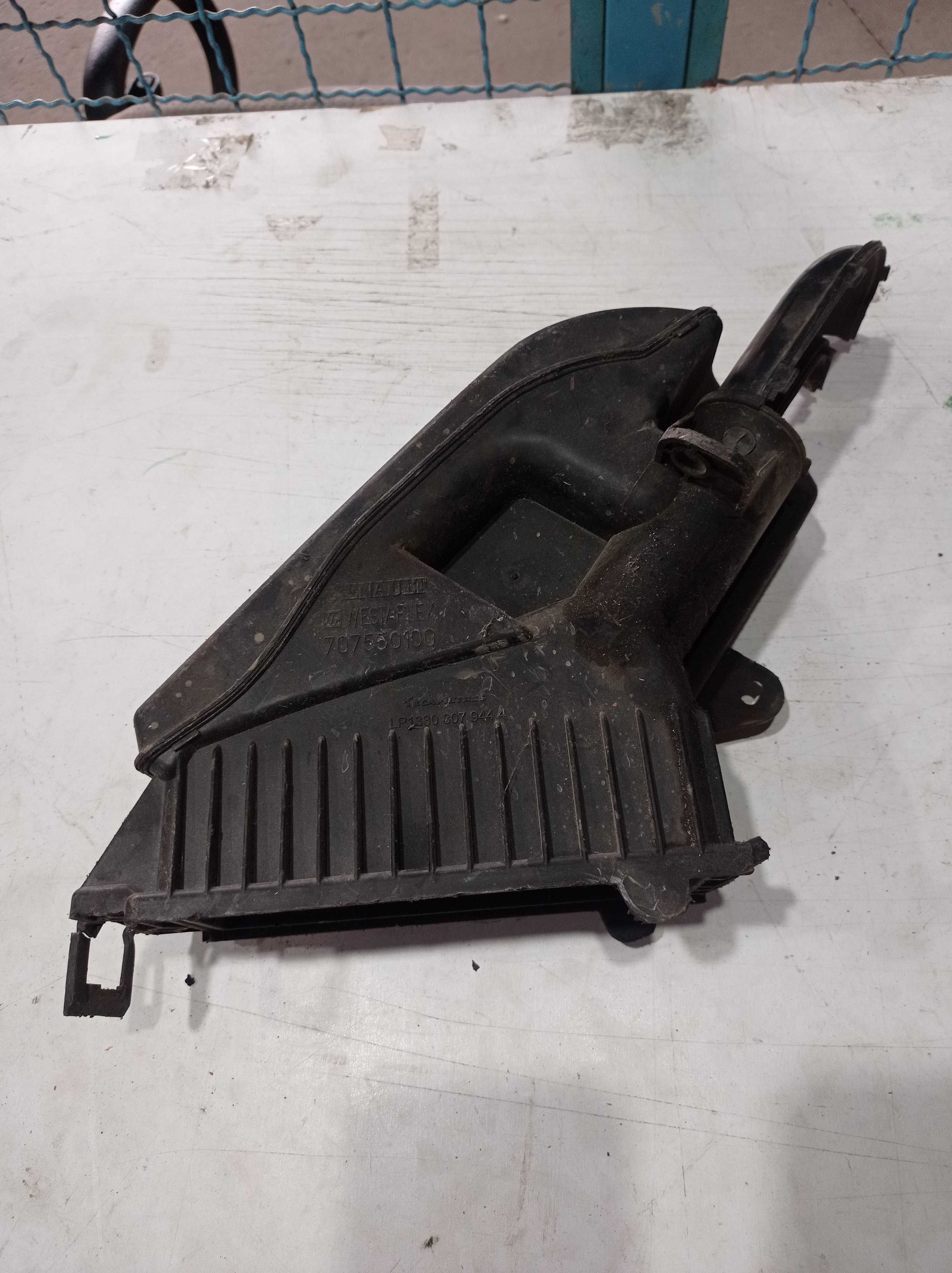 SUPORTE CAIXA FILTRO DE AR RENAULT CLIO 2005