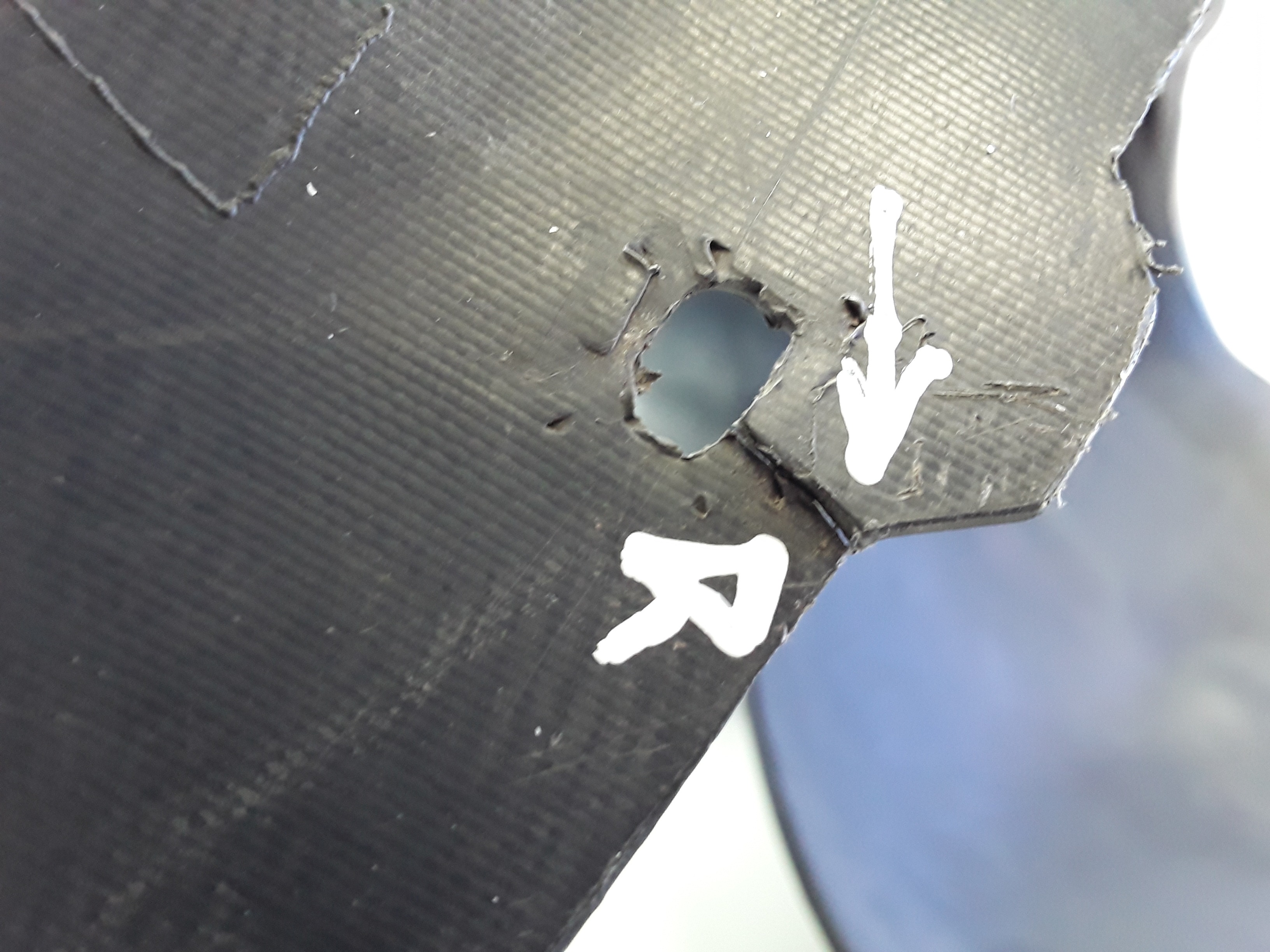 5n0805911a  Parabarro Diant LE VW Tiguan 2013 P RECUPERAR 6