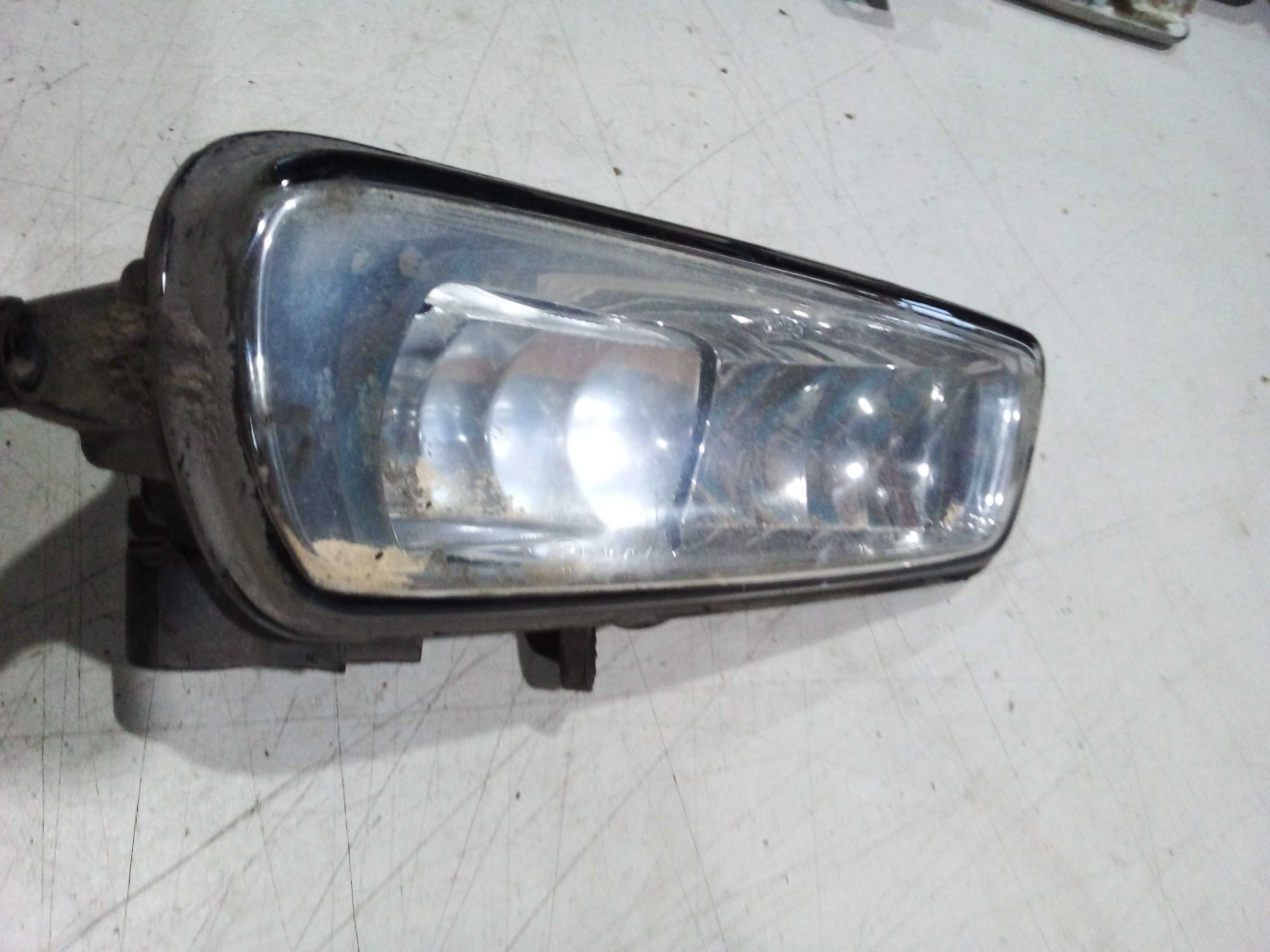 FAROL DE MILHA DIREITO FORD TRANSIT 2021  L369649 2