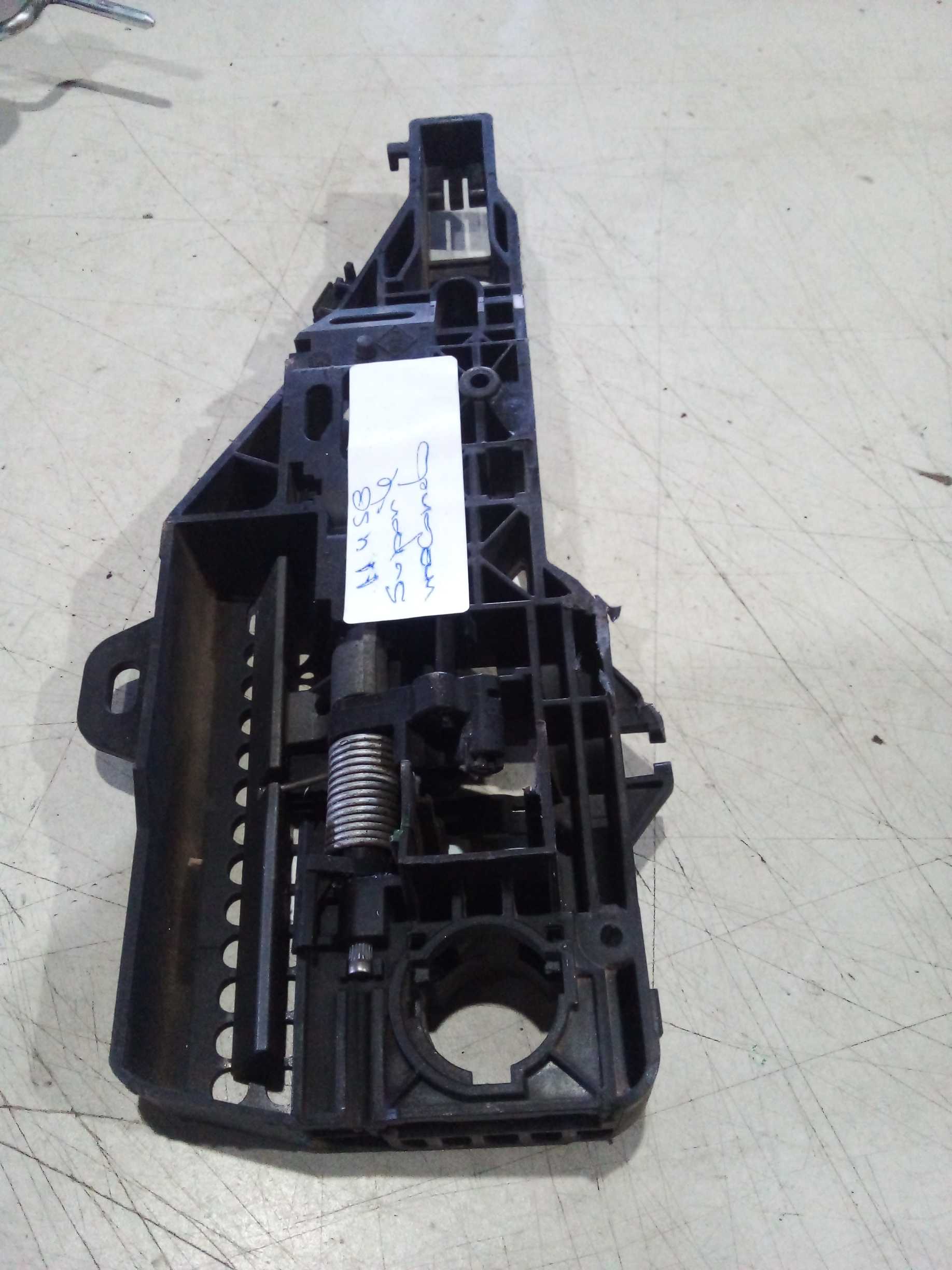 BASE SUPORTE MAÇANETA ESQ DIANT CAPTUR 2019 252448R5 2