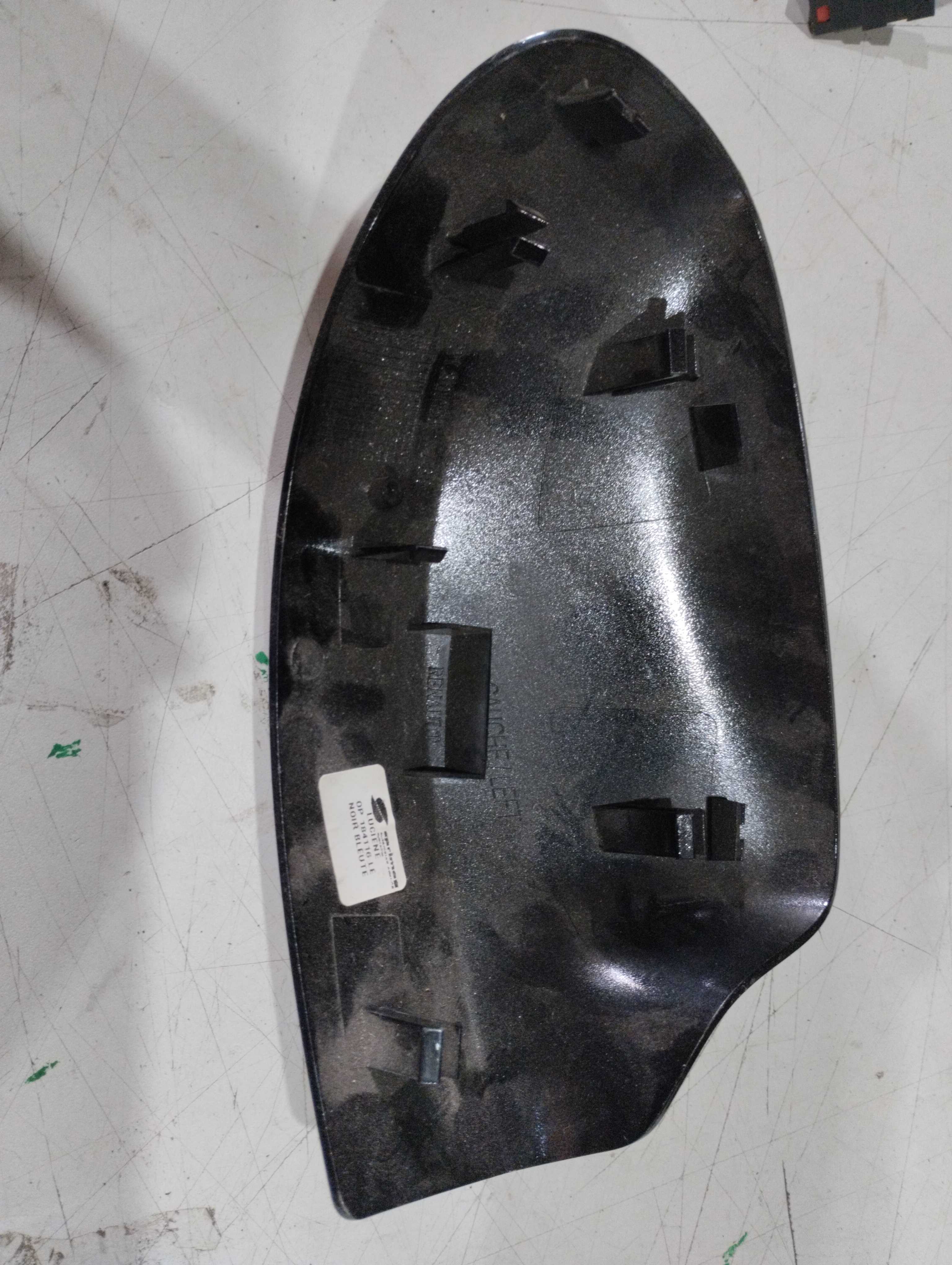 Capa retrovisor esquerdo Renault Sandero  Logan Duster 2