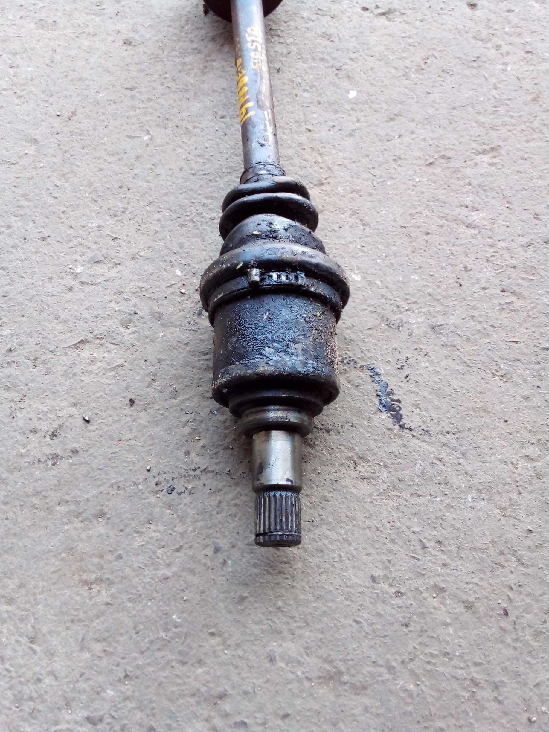 Semi-eixo Ford fiesta lado direito 1995 3