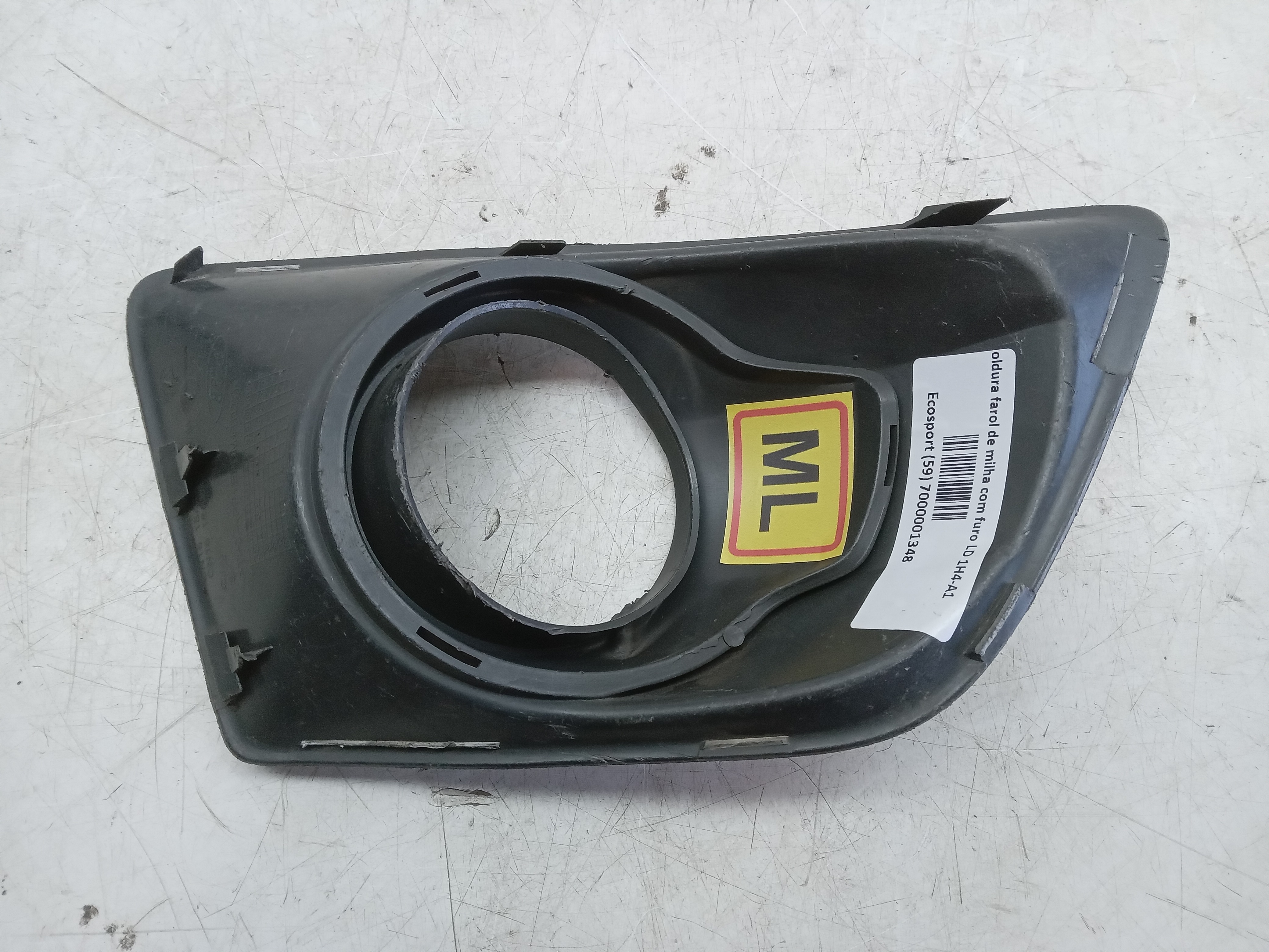 Moldura farol milha com furo LE Ford Ecosport 2013 2