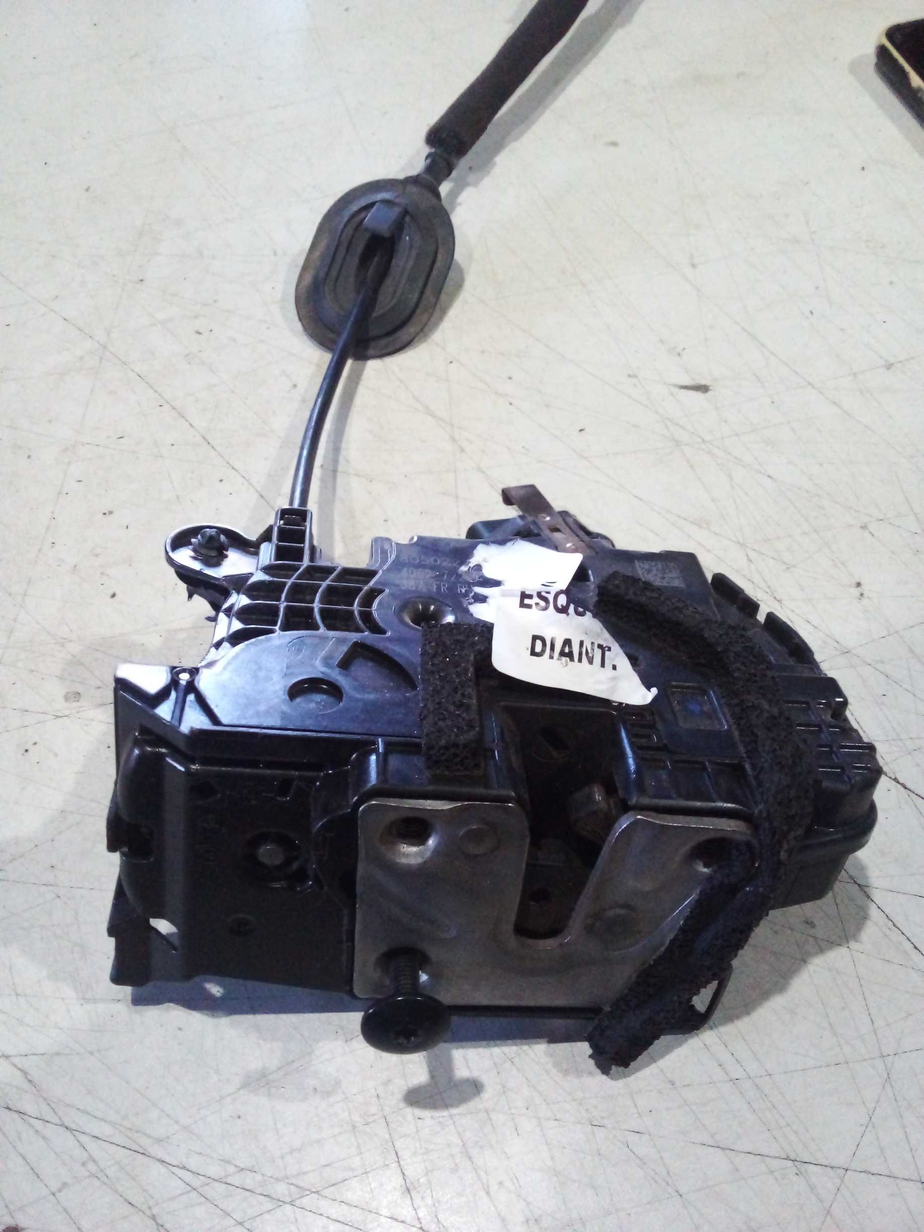 FECHADURA PORTA DIANT ESQ  CAPTUR 2019 130419 1