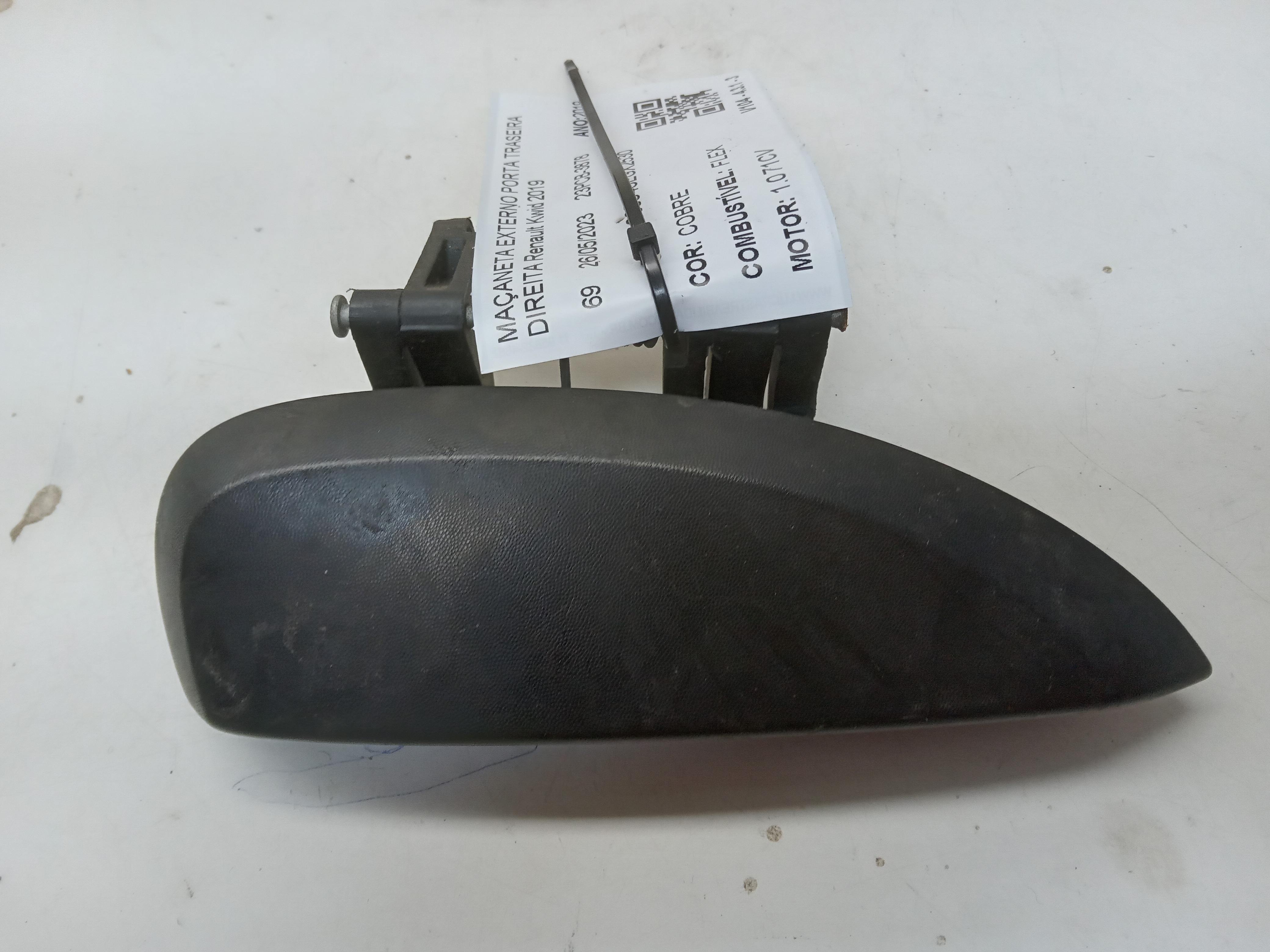 MAÇANETA EXTERNO PORTA TRASEIRA DIREITA Renault Kwid 2019 1