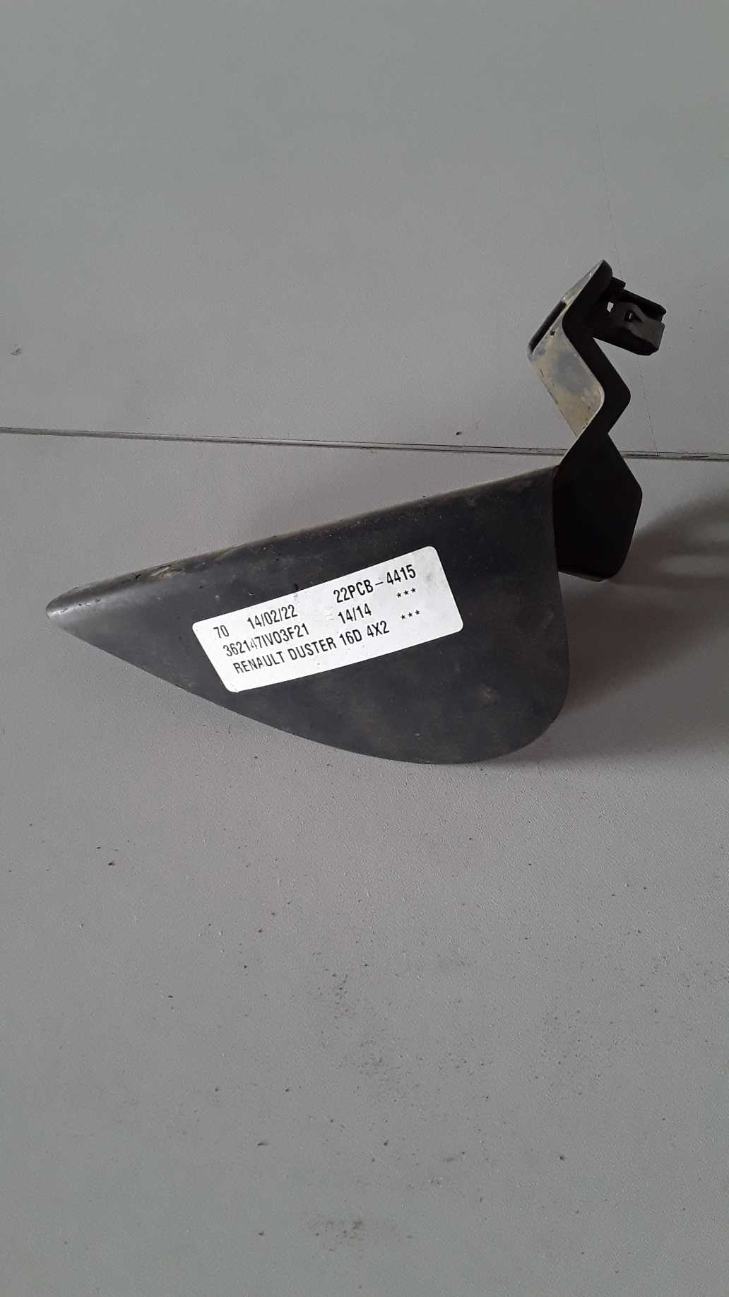 Acabamento Painel Esquerdo Duster 2014 682461827r Preto Xxxx 1