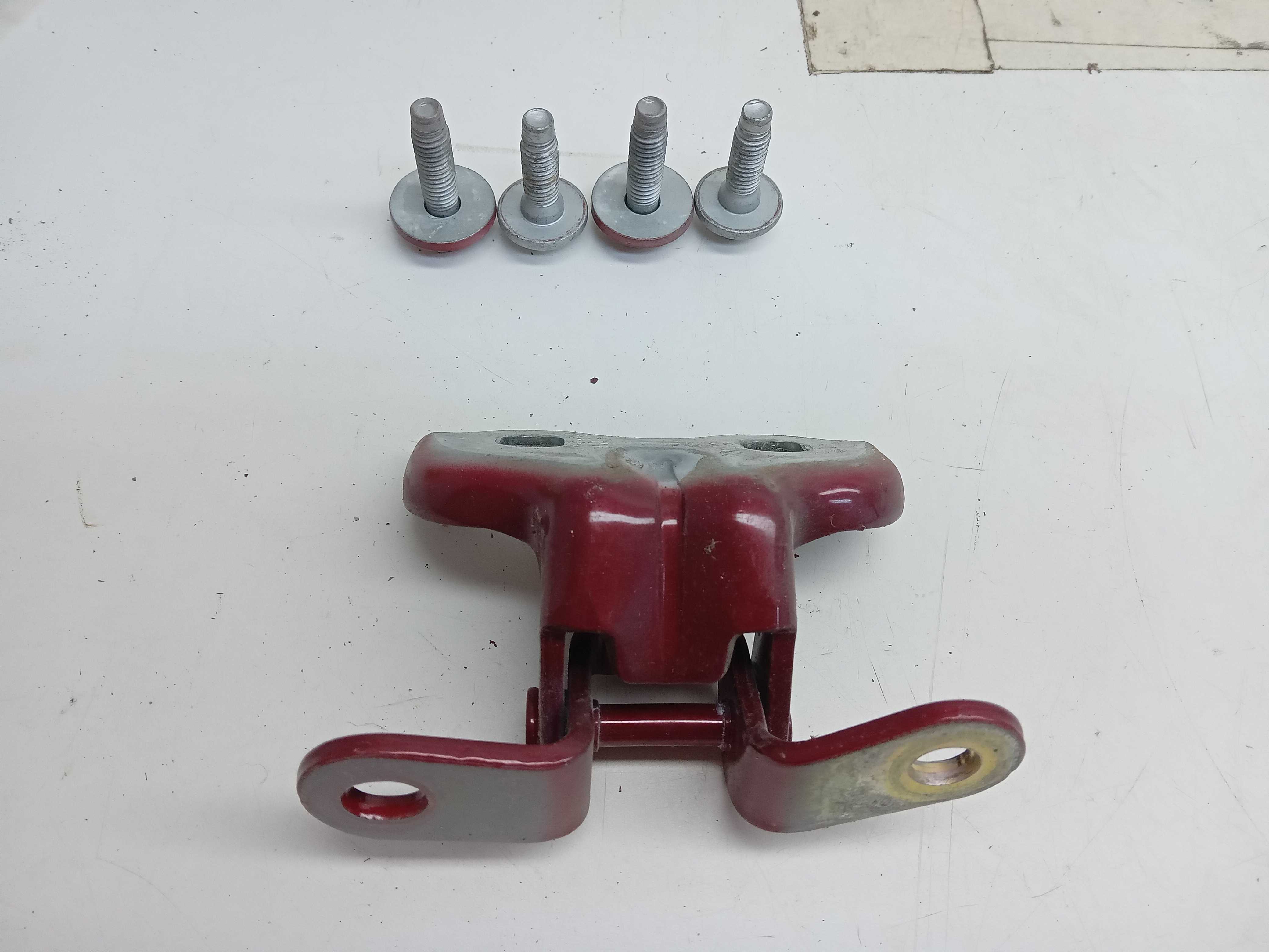 DOBRADIÇA SUPERIOR PORTA TRAS LD GM ONIX 2019 2