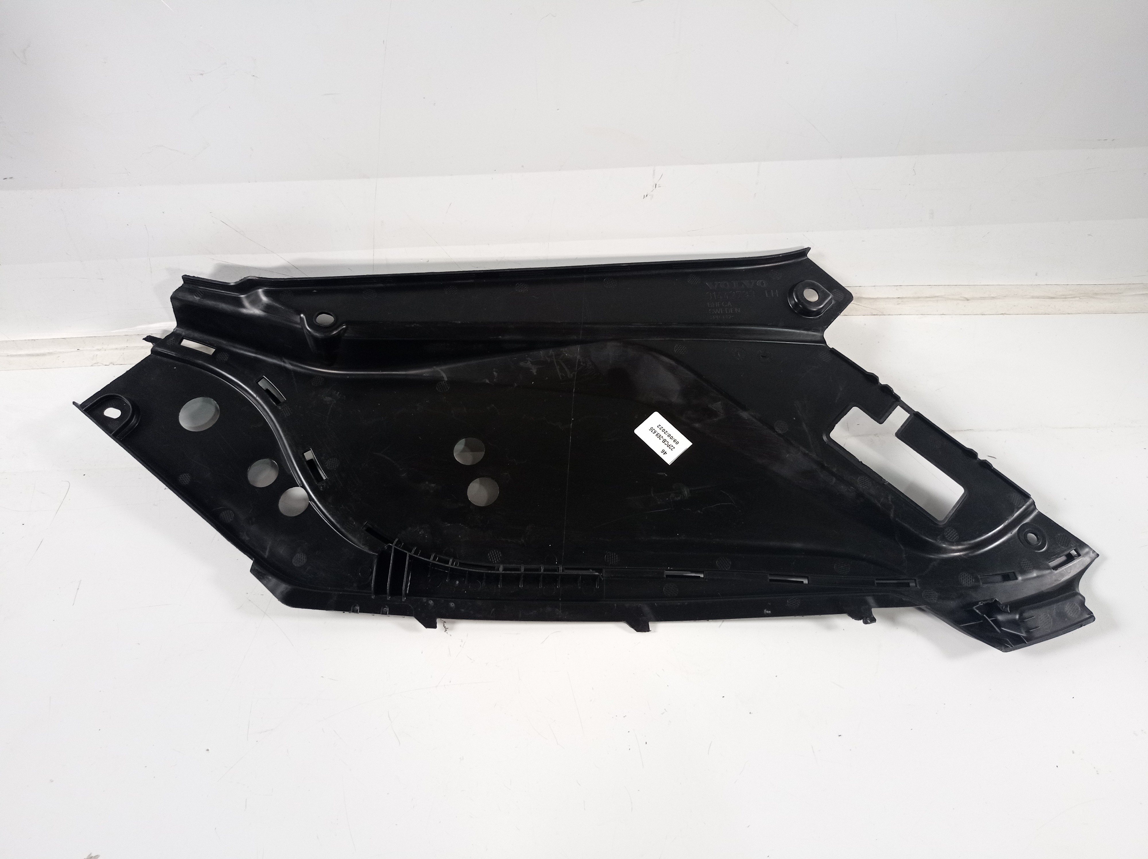 31442733 Acabamento Sup Esq Radiador Volvo Xc90 2021 2