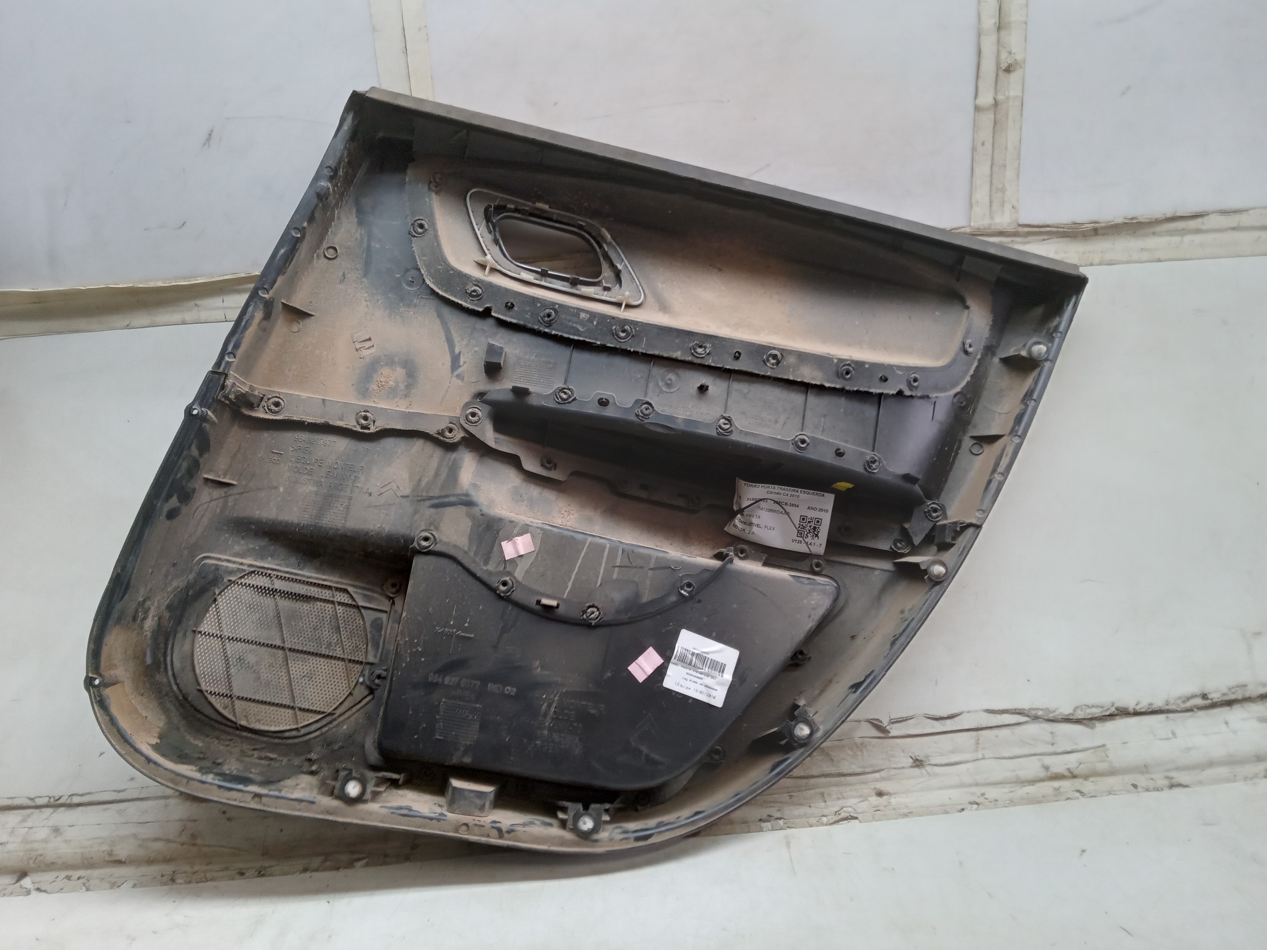 FORRO PORTA TRAS LE Citroën C4 2010 2