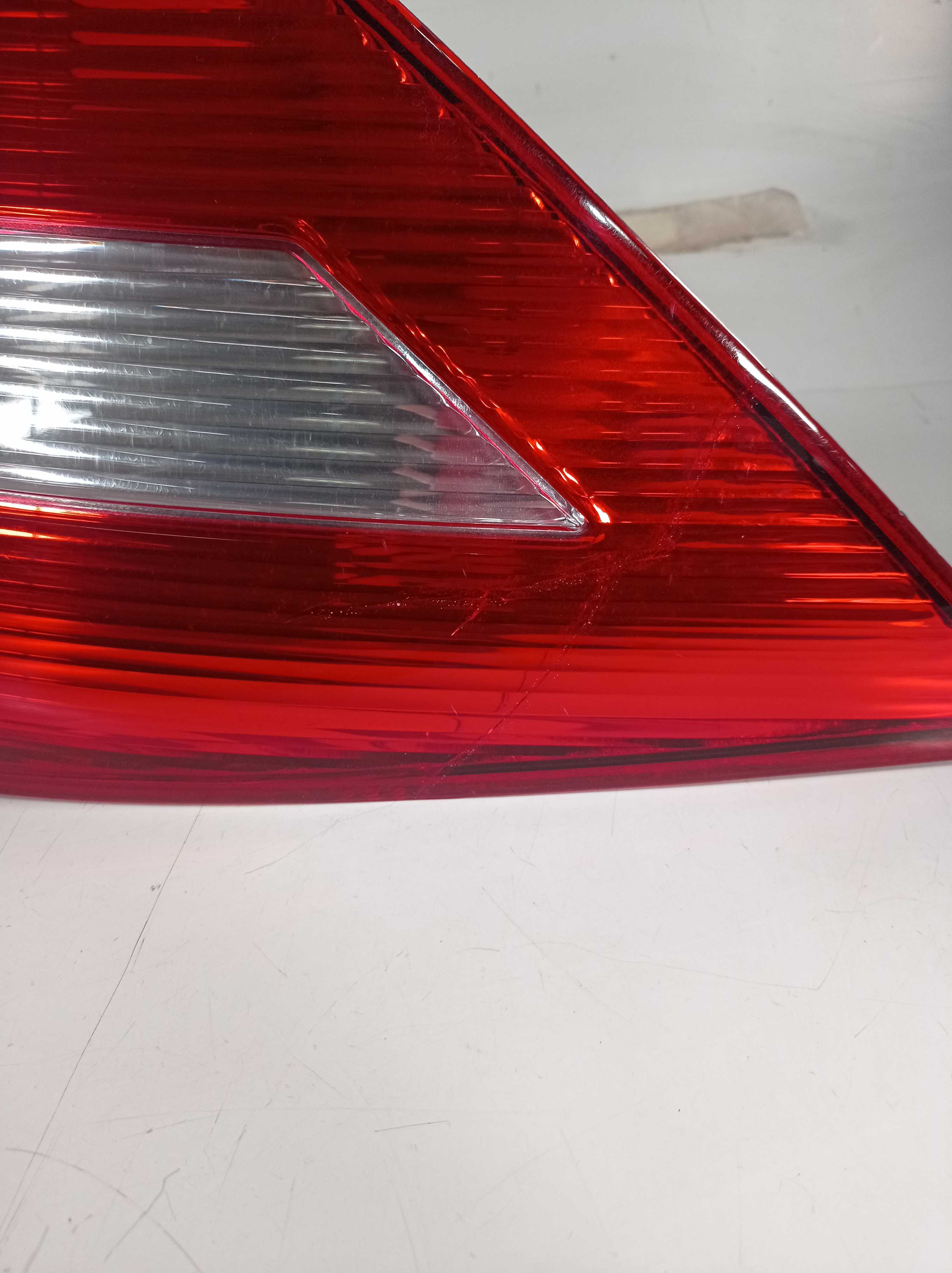 LANTERNA TRASEIRA DIREITA RENAULT MEGANE SEDAN 06 09 RECU 3