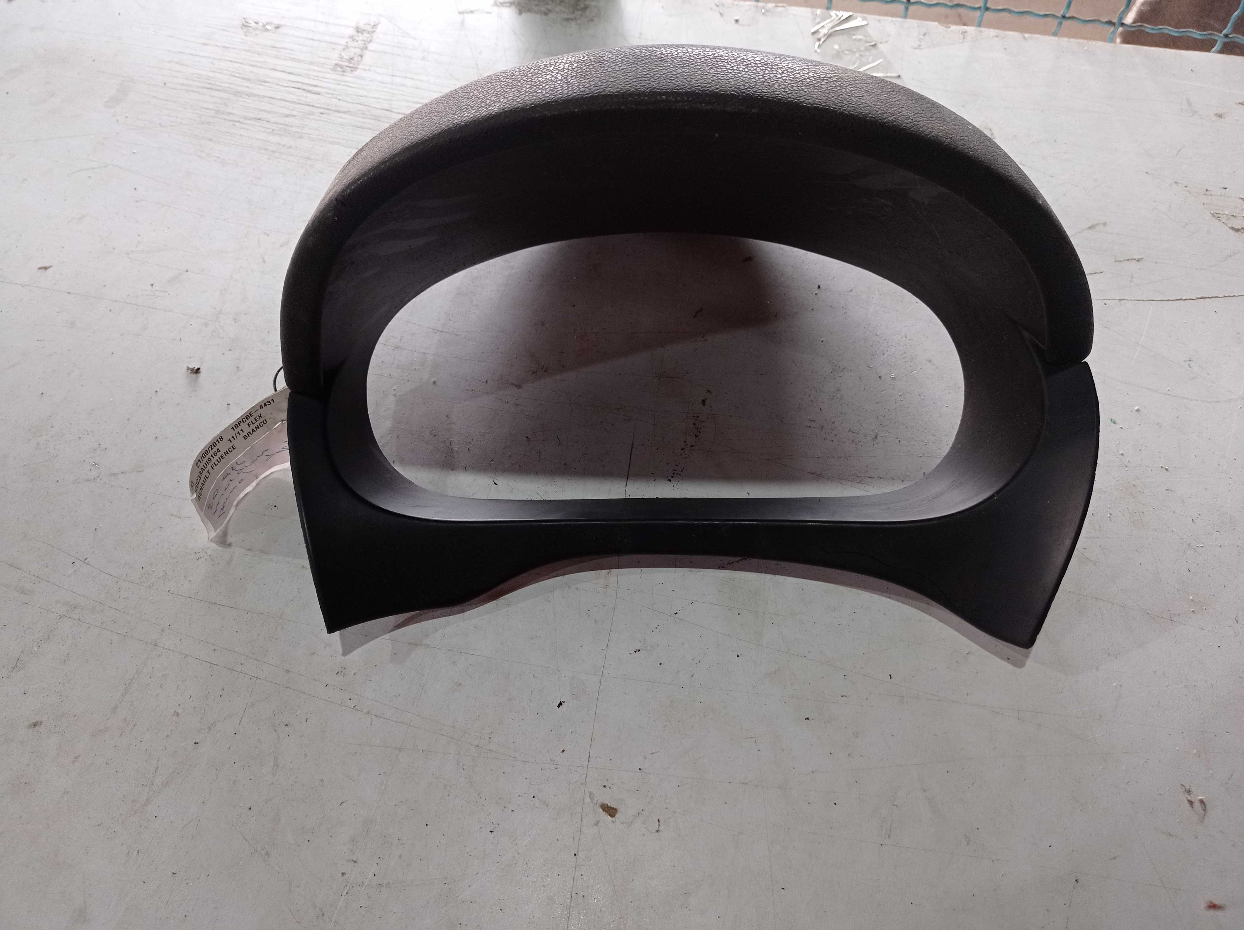 MOLDURA PAINEL INSTRUMENTO RENAULT FLUENCE 2011 1