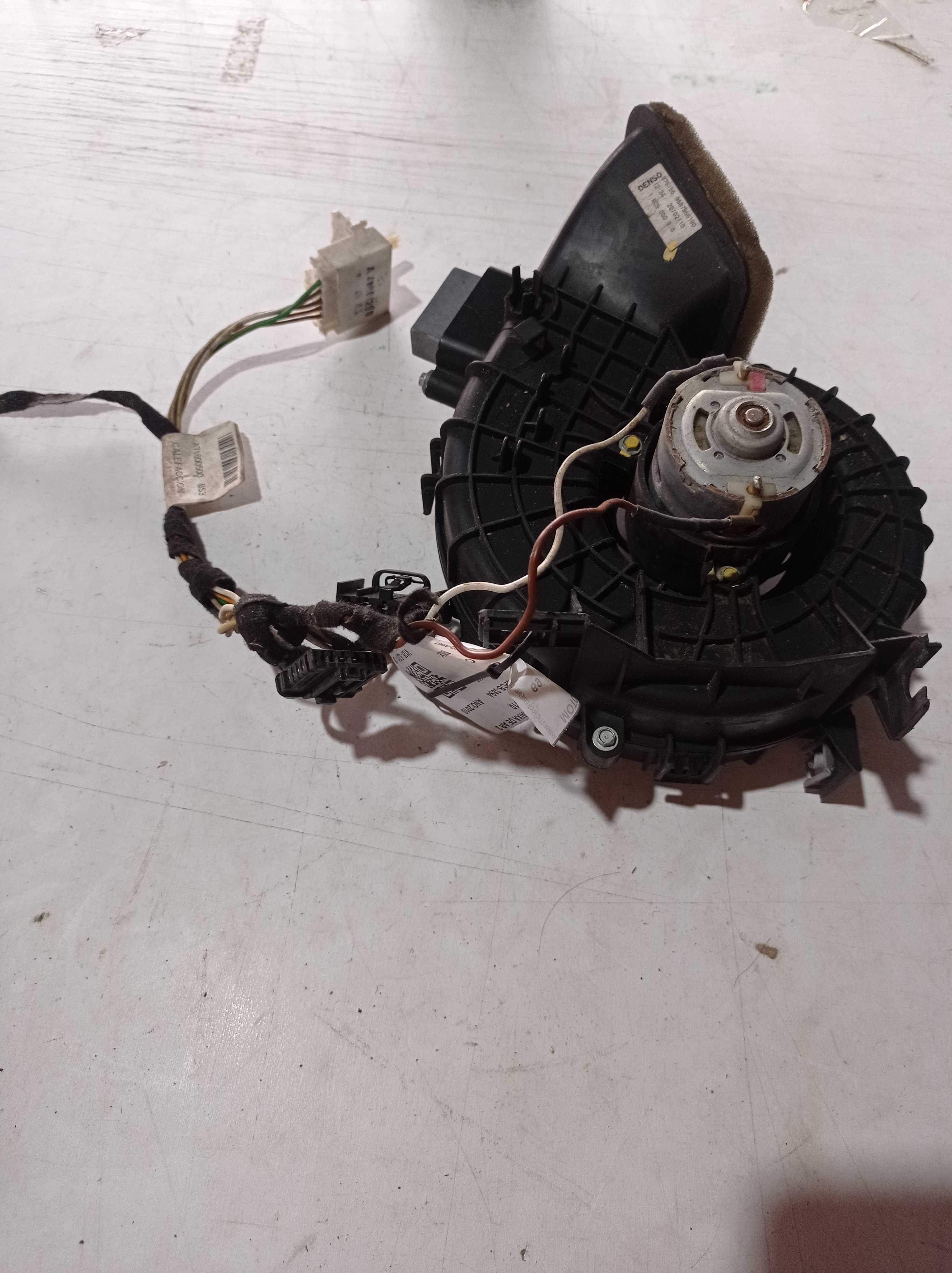 MOTOR DO AR FORÇADO CAIXA DE AR 2 Citroën C4 2010