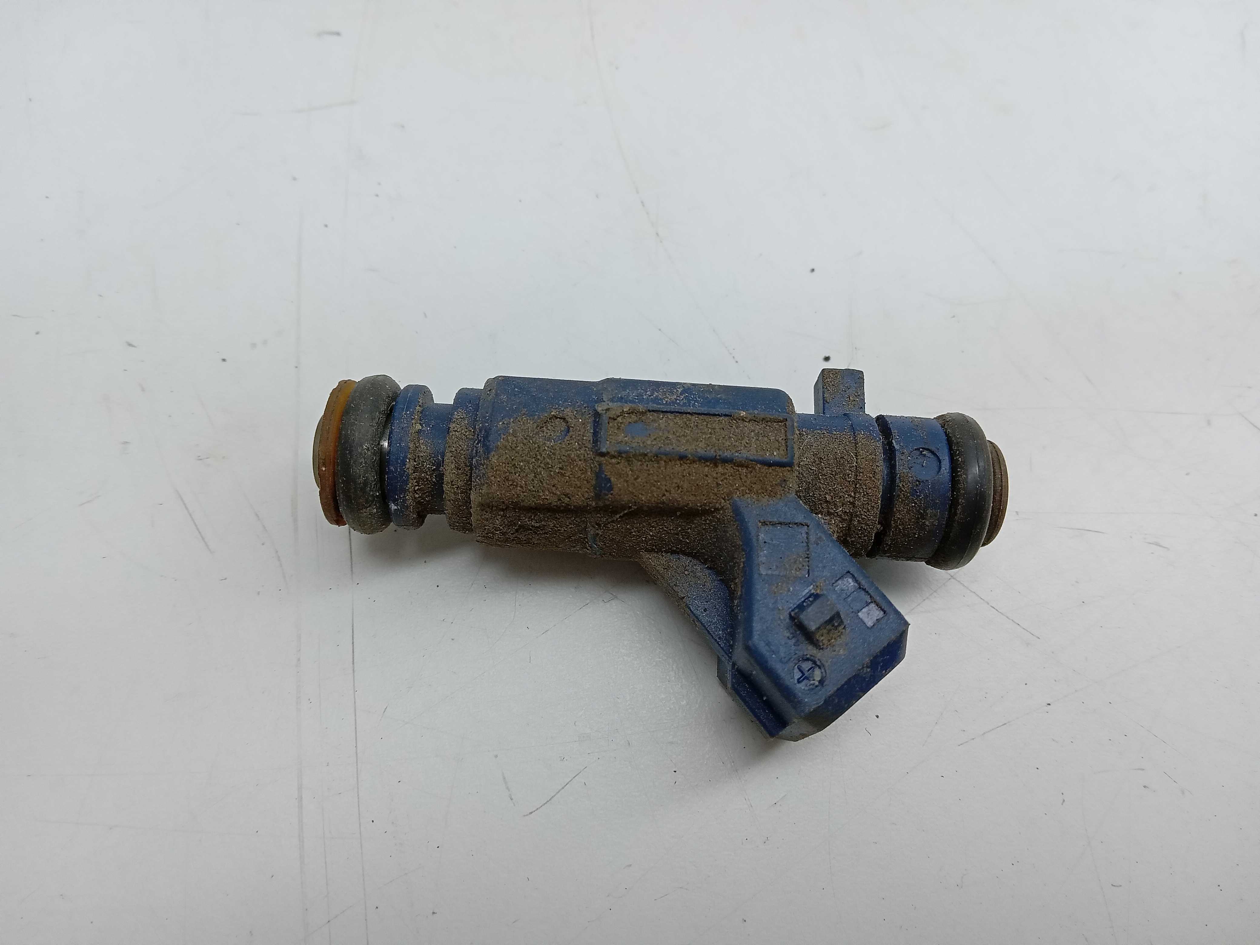 BICO INJETOR CHEVROLET COBALT 2013