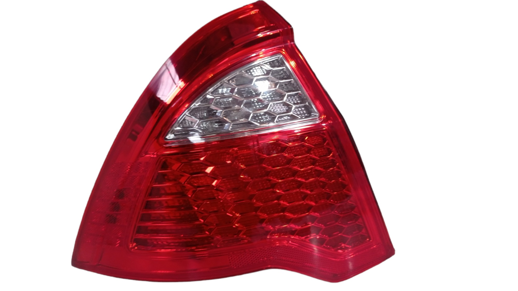 Lanterna Traseira Esquerda Ford Fusion 2010 A 2012 Recuperad 2
