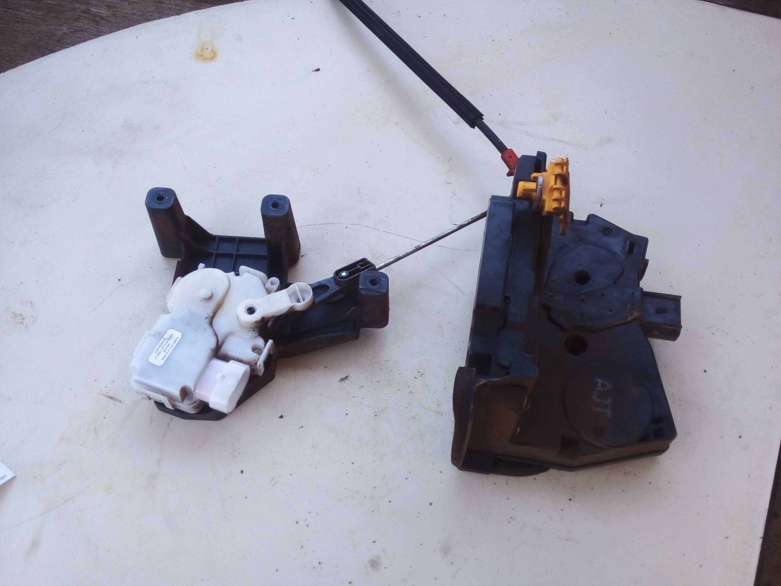 FECHADURA ELETRICA PORTA TRASEIRA ESQUERDA ONIX 2016 2
