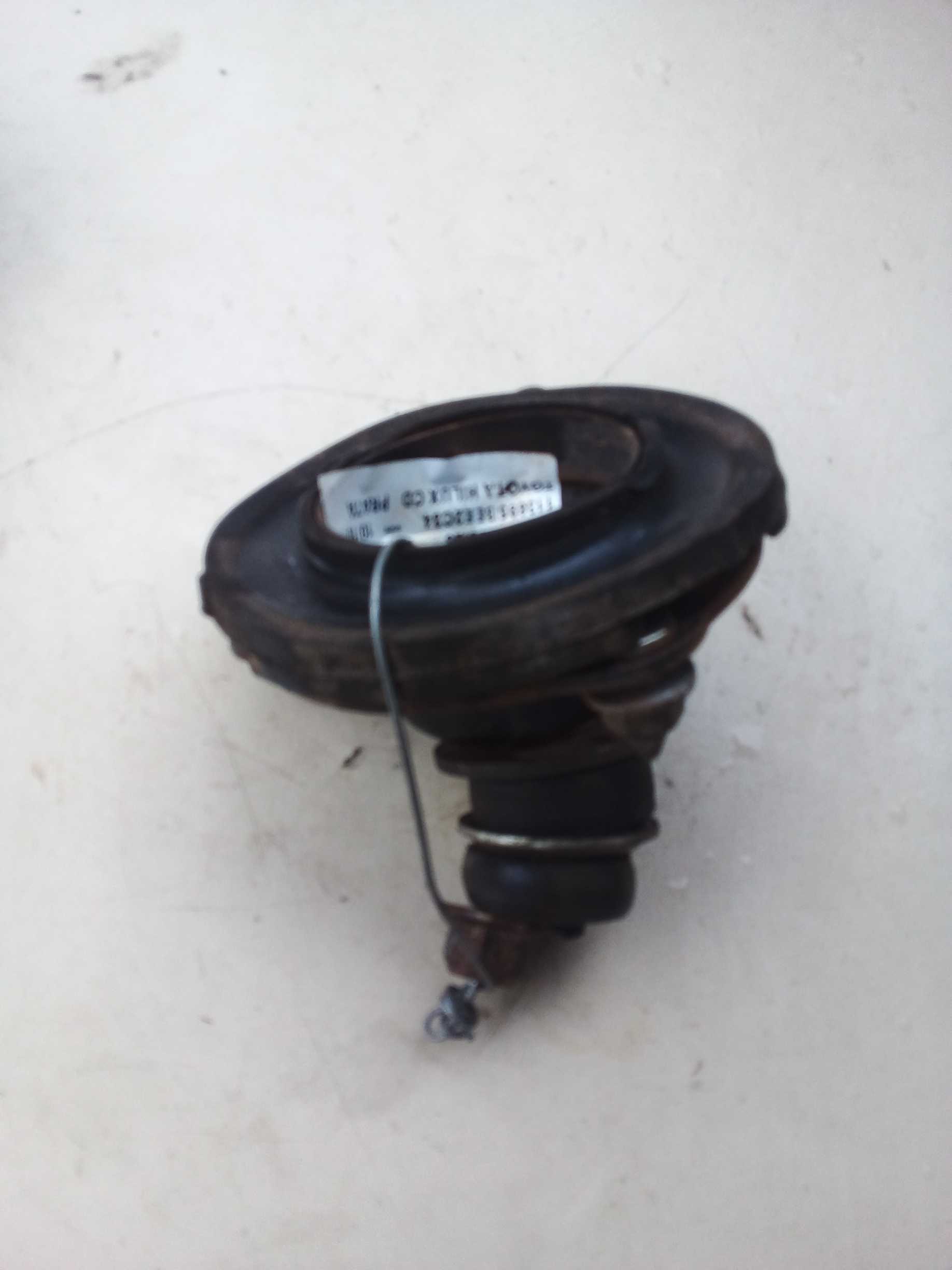 BATENTE AMORTECEDOR DIANT HILUX 2010