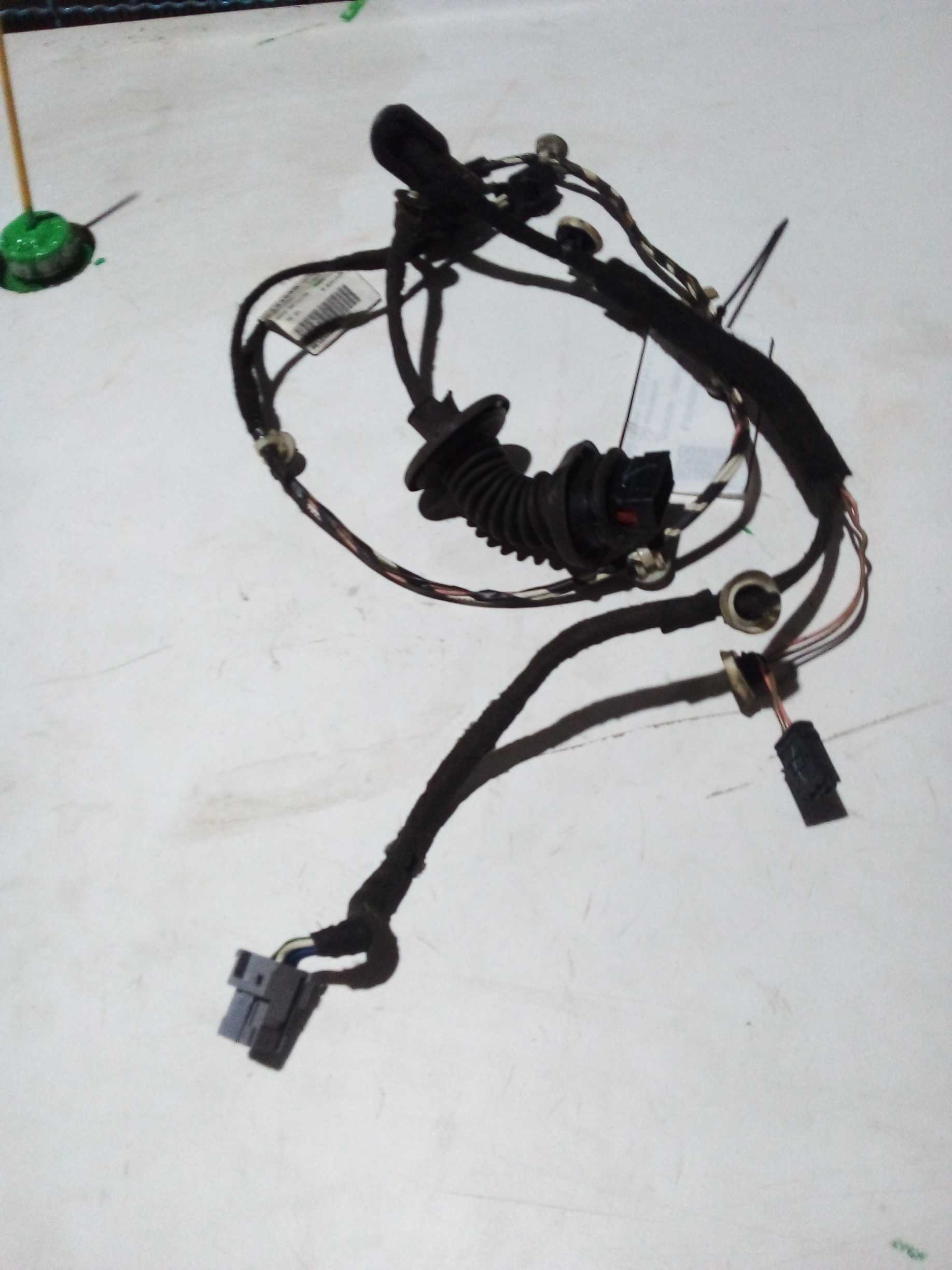 CHICOTE DA PORTA TRAS ESQ Peugeot 2008 2017  123239