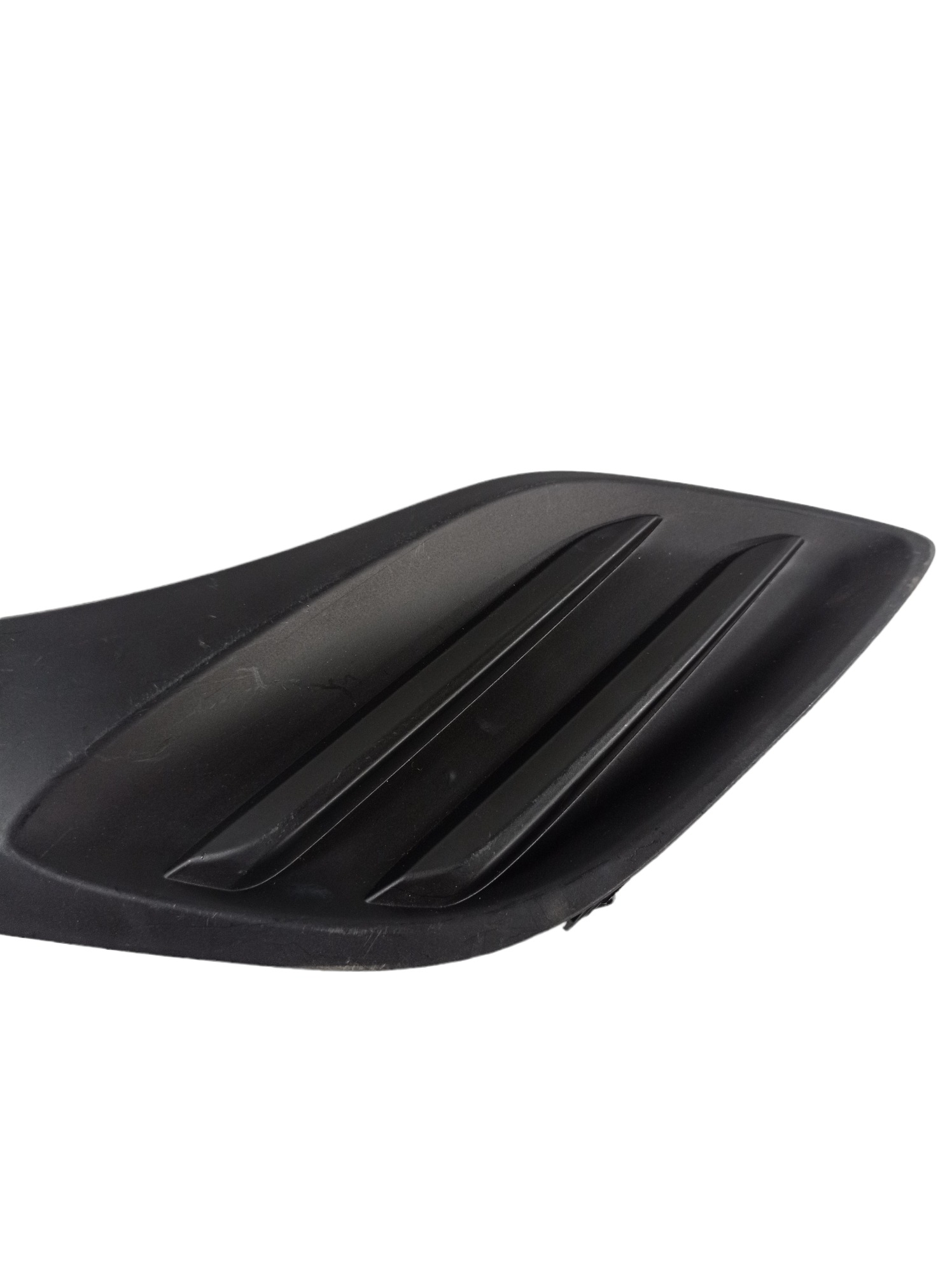 Moldura Farol Milha Direito Toyota Yaris 2018  A 2021 3