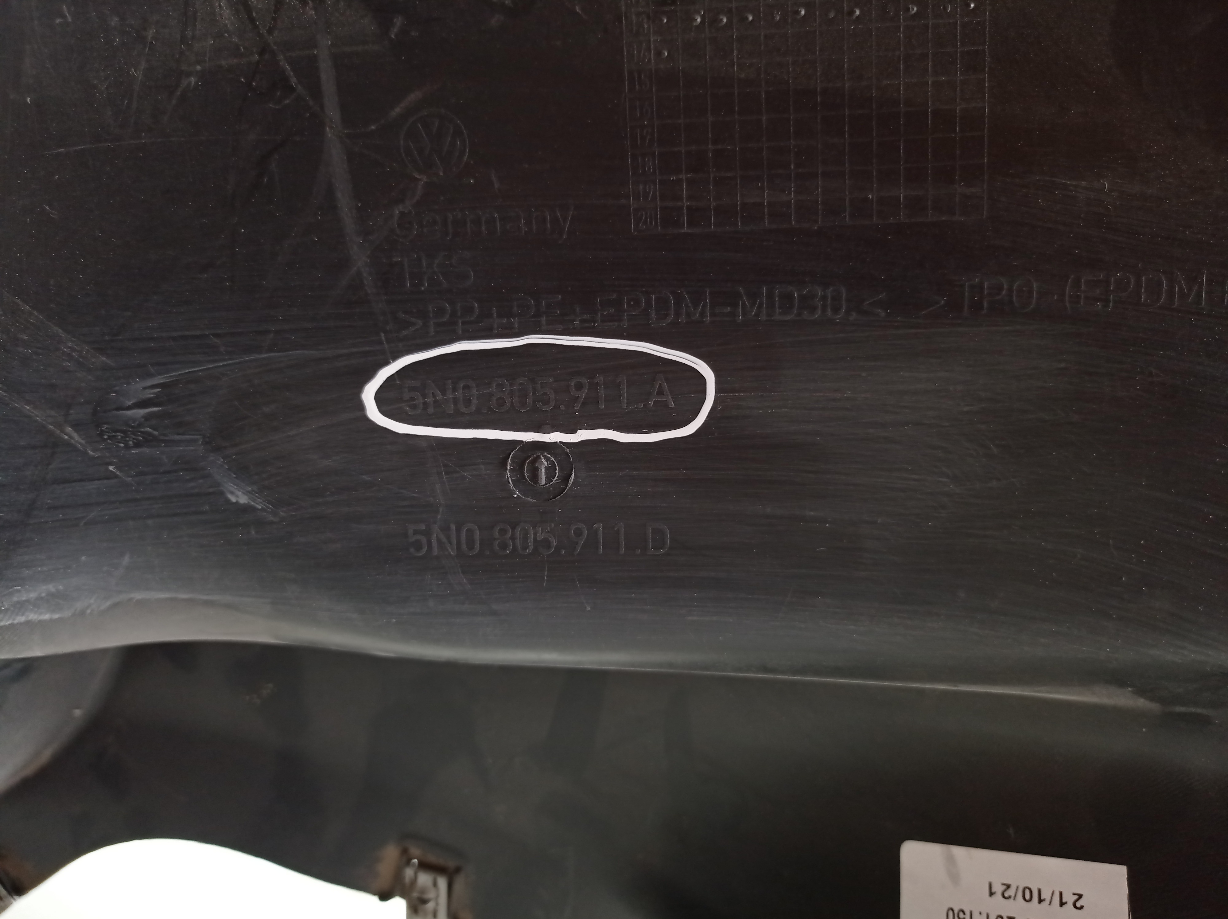 5n0805911a Parrabarro Dianteiro Ld Volkswagen Tiguan 2009 8