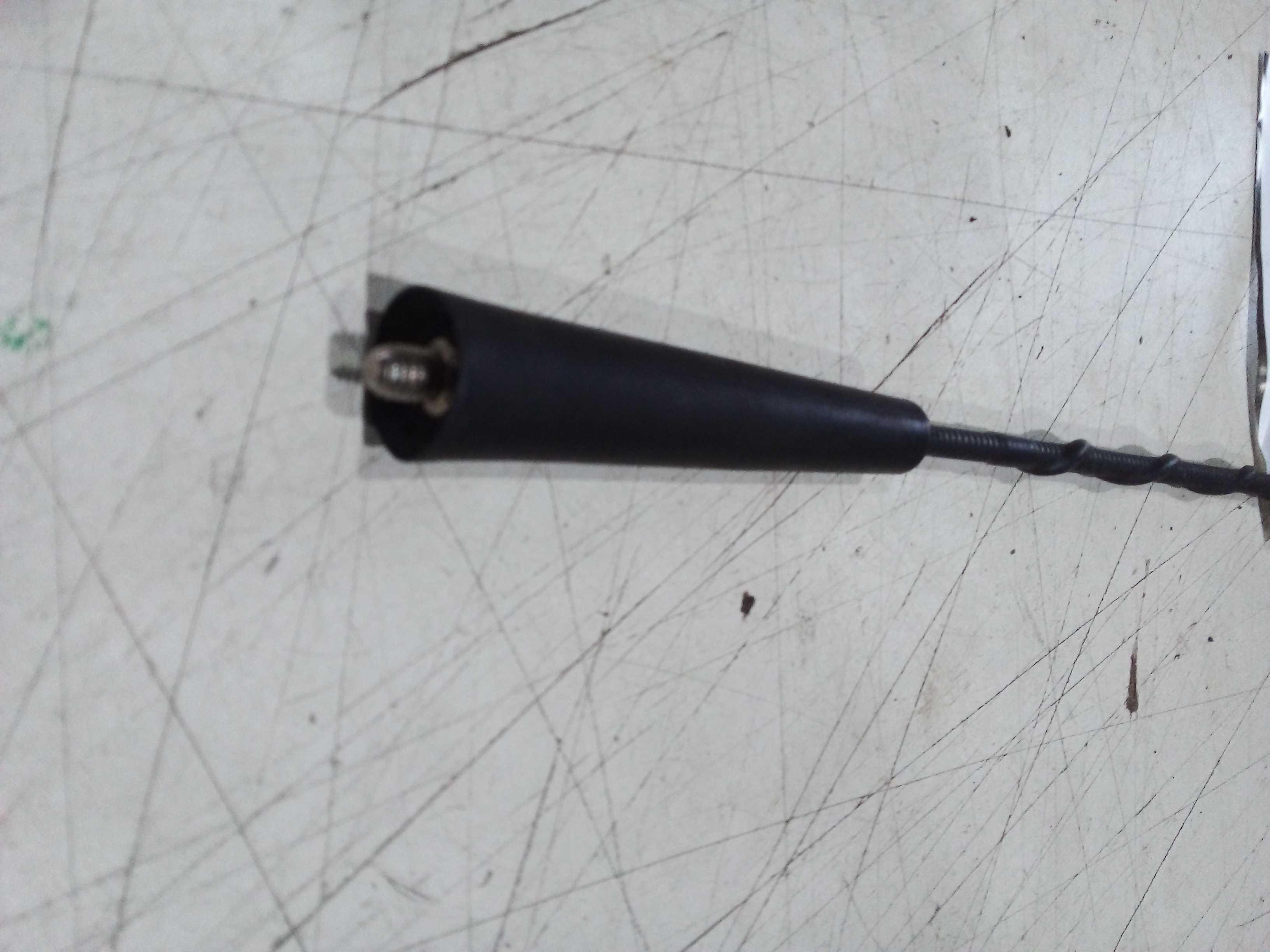 ANTENA Nissan Kicks 2020 2