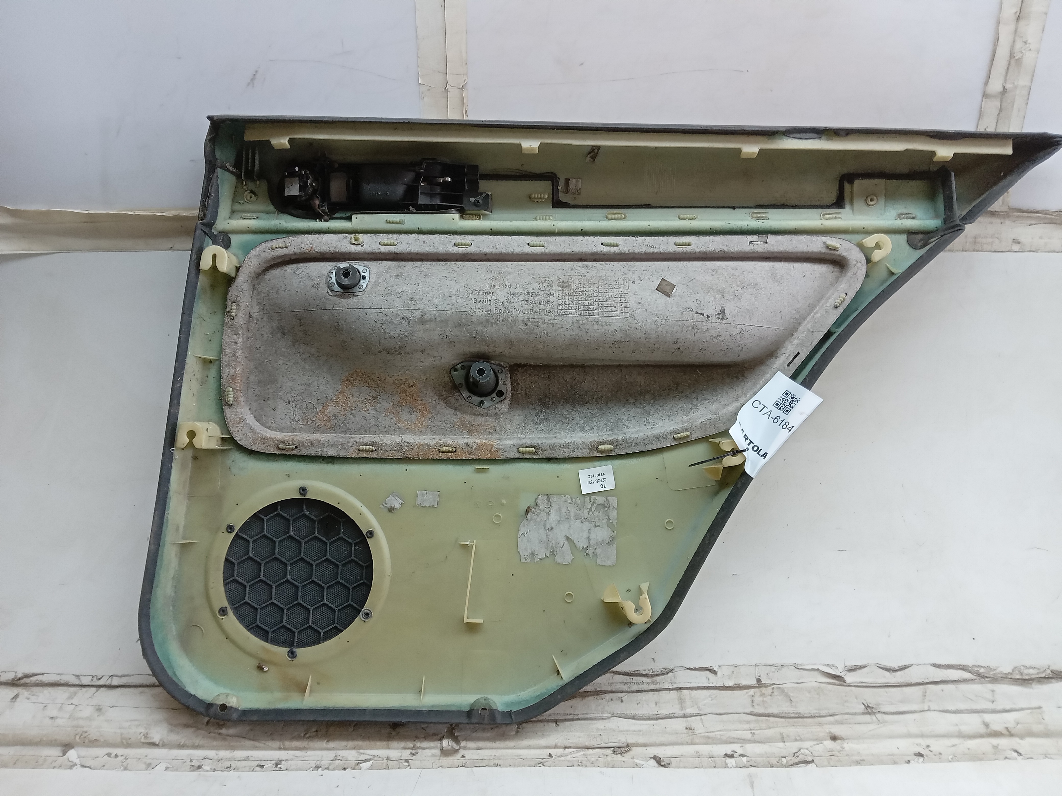 FORRO PORTA TRAS LE VW GOLF 2000 2