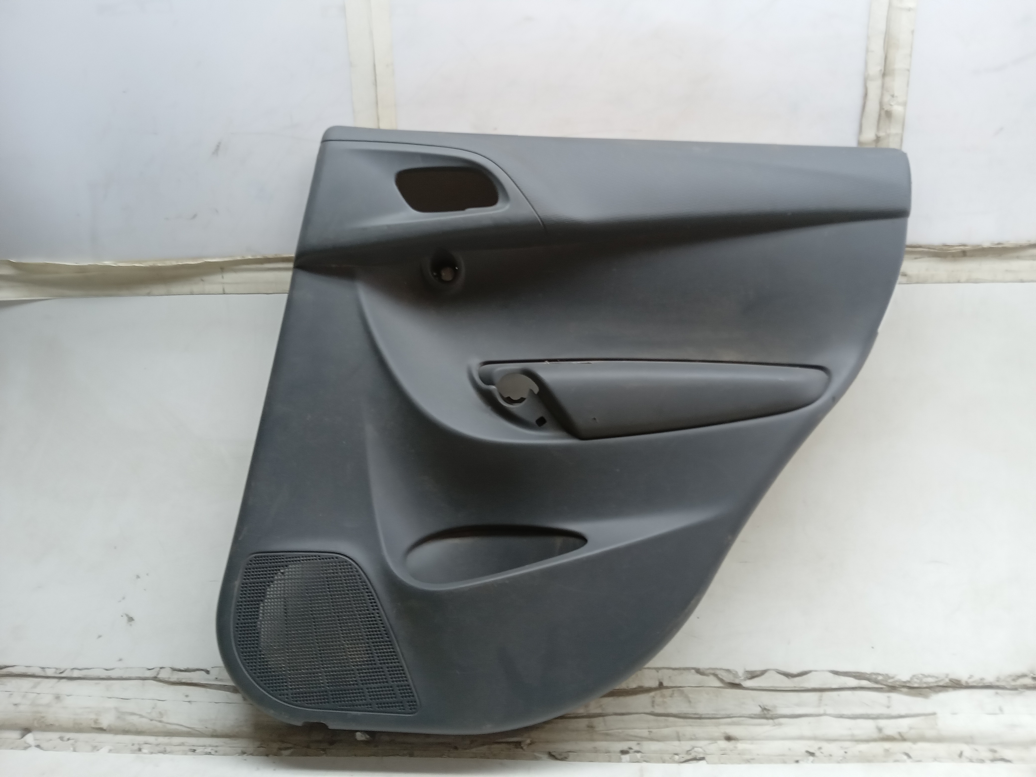 FORRO PORTA TRAS LD CITROEN C3 2016 1