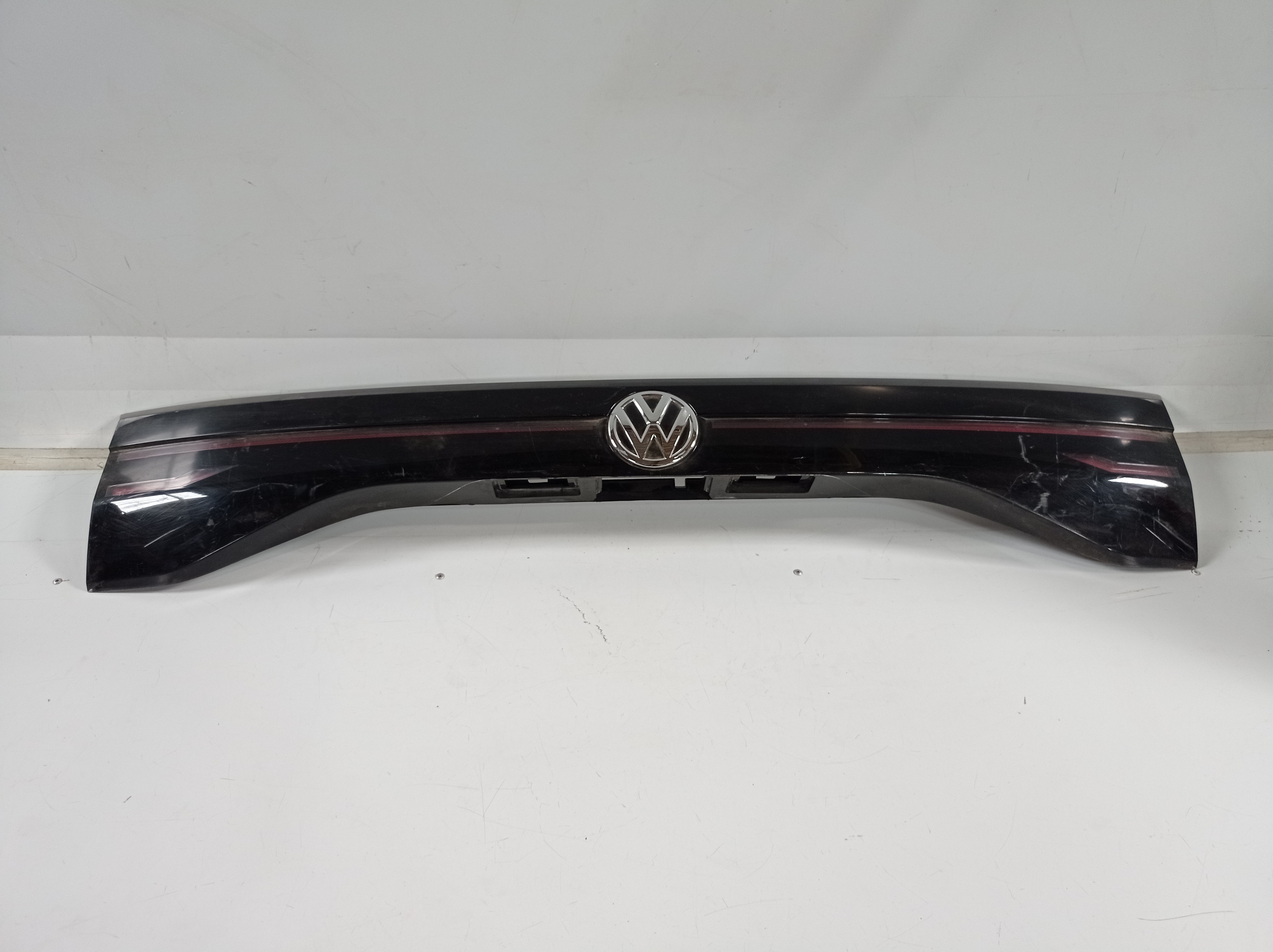 2gp827577 Moldura Aplique Tampa Traseira Vw Tcross 2019 2020