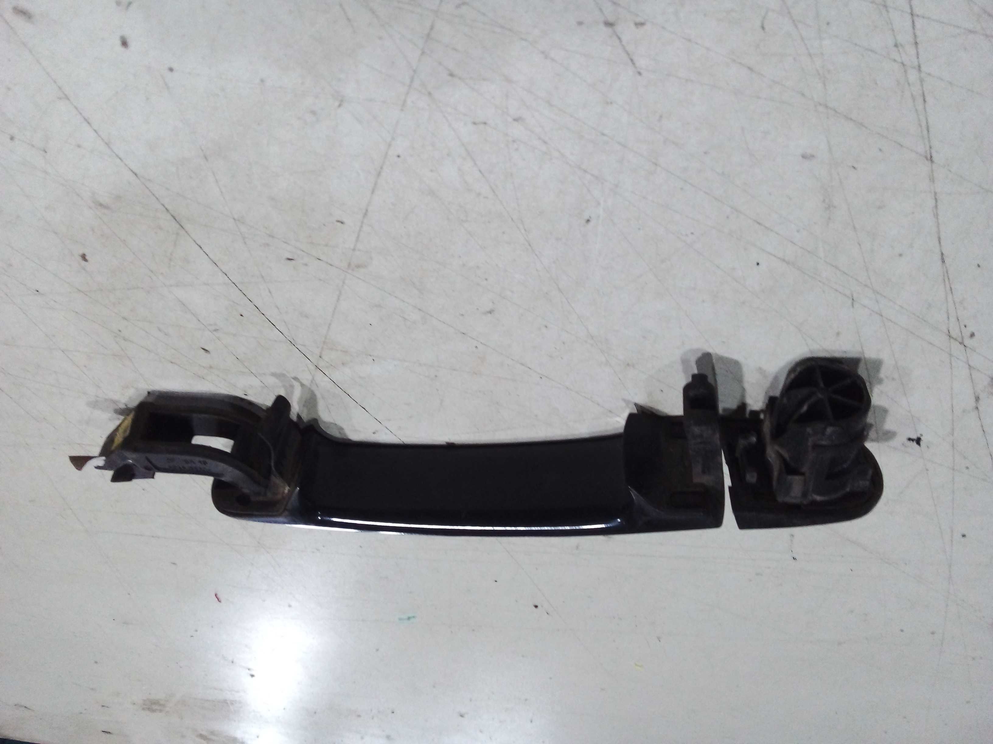 MAÇANETA EXTERNO PORTA TRASEIRA DIREITA Gol 2012  5u0837205 2