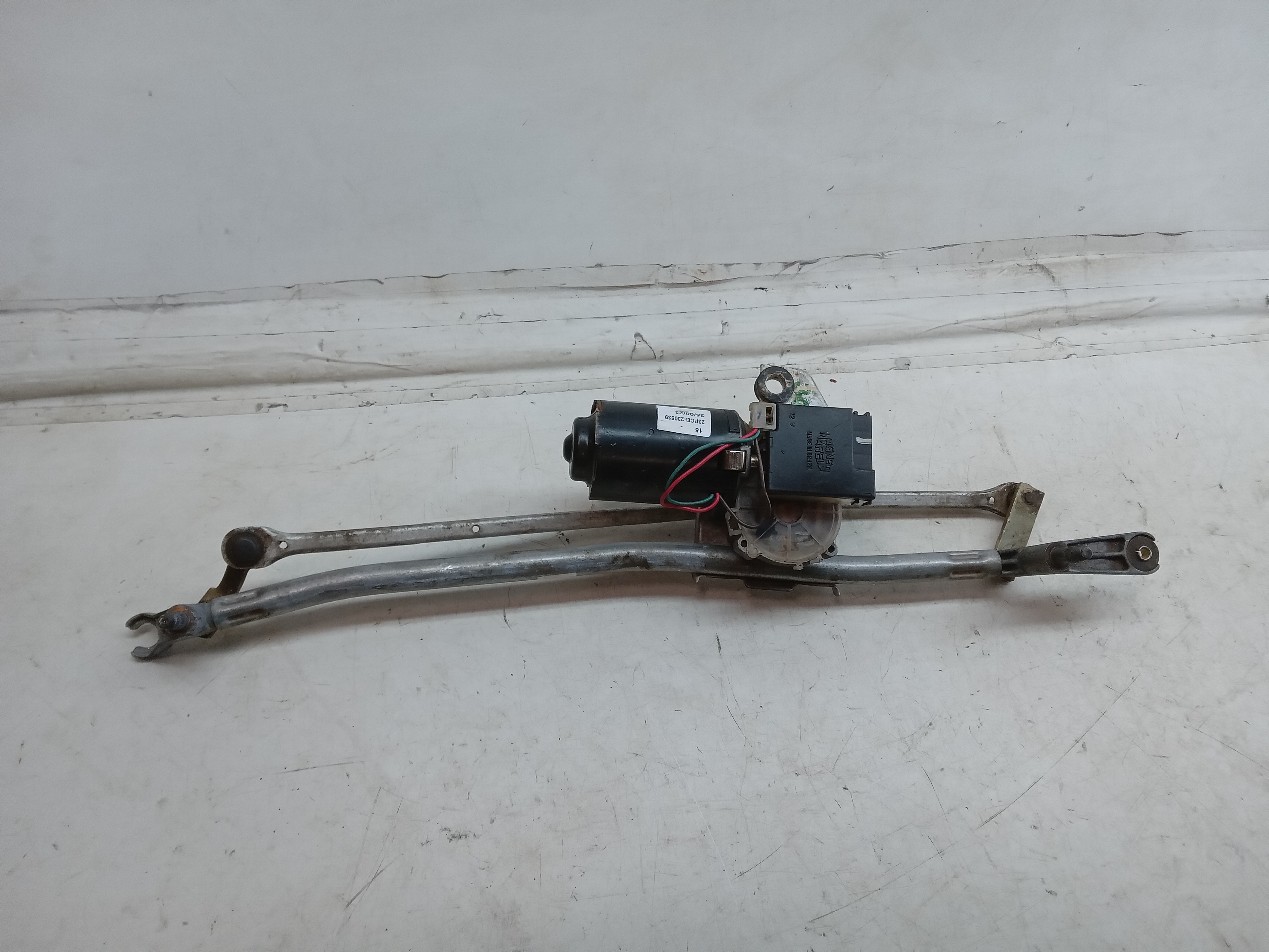 GALHADA LIMPADOR PARABRISA FIAT MAREA 2002 3