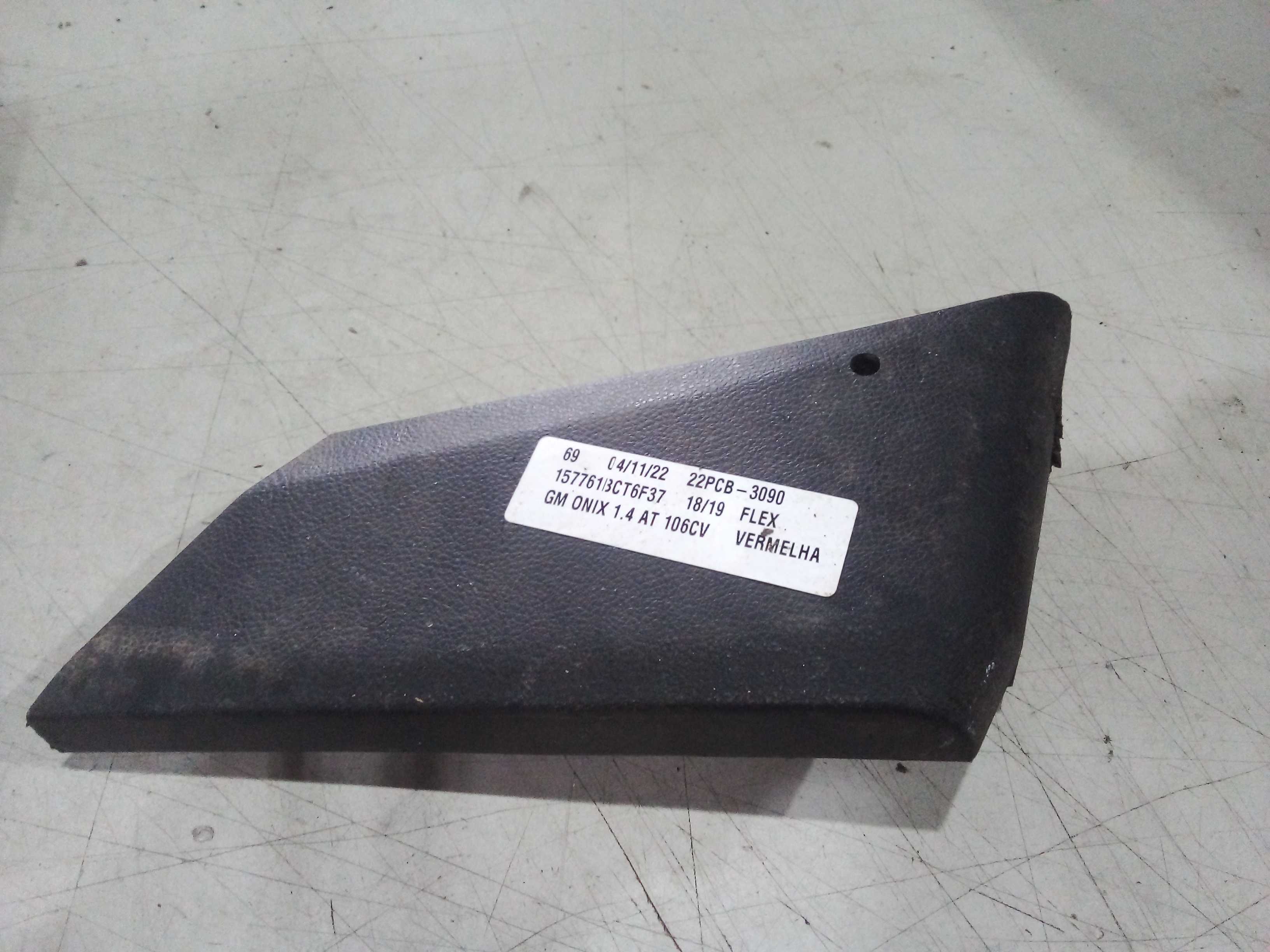 MOLDURA BANCO LADO ESQ ONIX PRISMA 2014 94761232 1