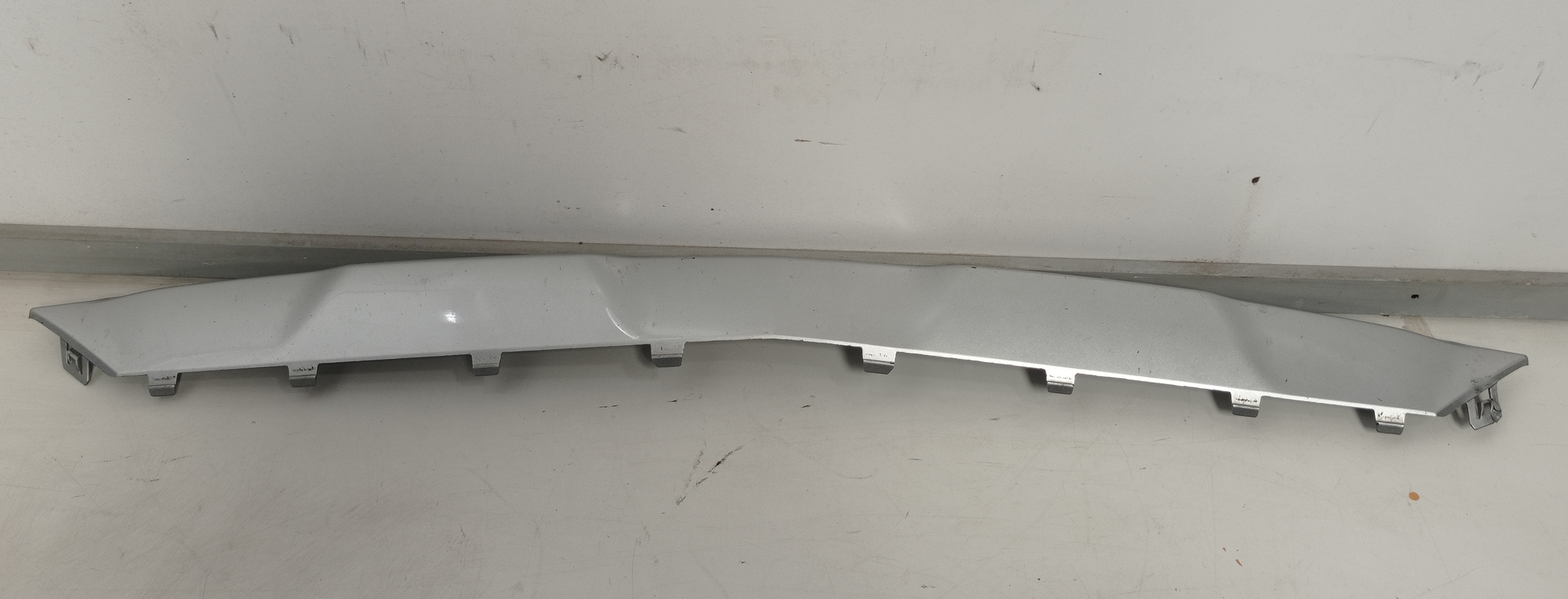 26237244 Aplique Moldura Parachoque Diant Gm Tracker 20/21