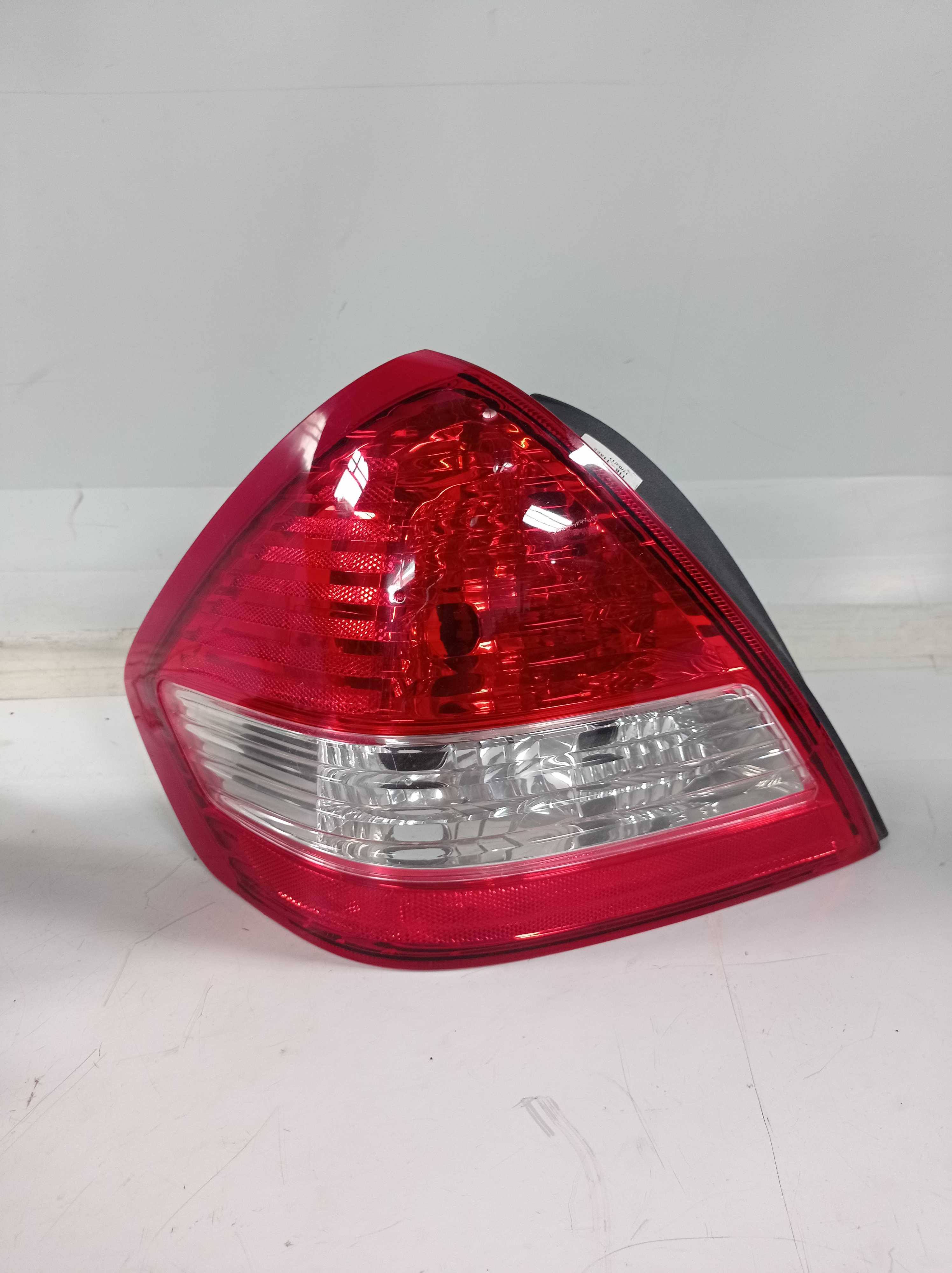 LANTERNA TRASEIRA ESQUERDA NISSAN TIIDA 2010 2012 RECUPERAD 1