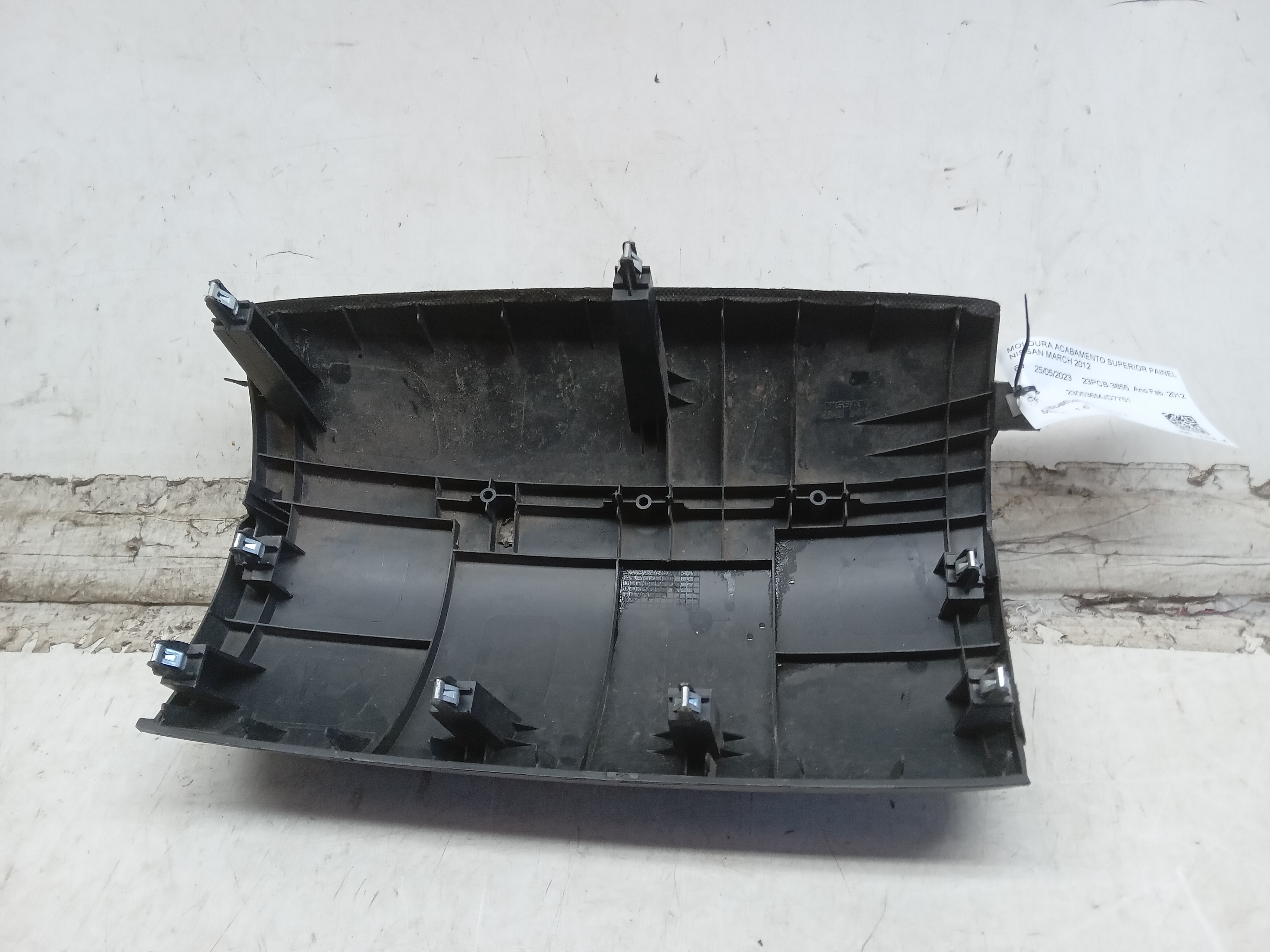 MOLDURA ACABAMENTO SUPERIOR PAINEL NISSAN MARCH 2012 2